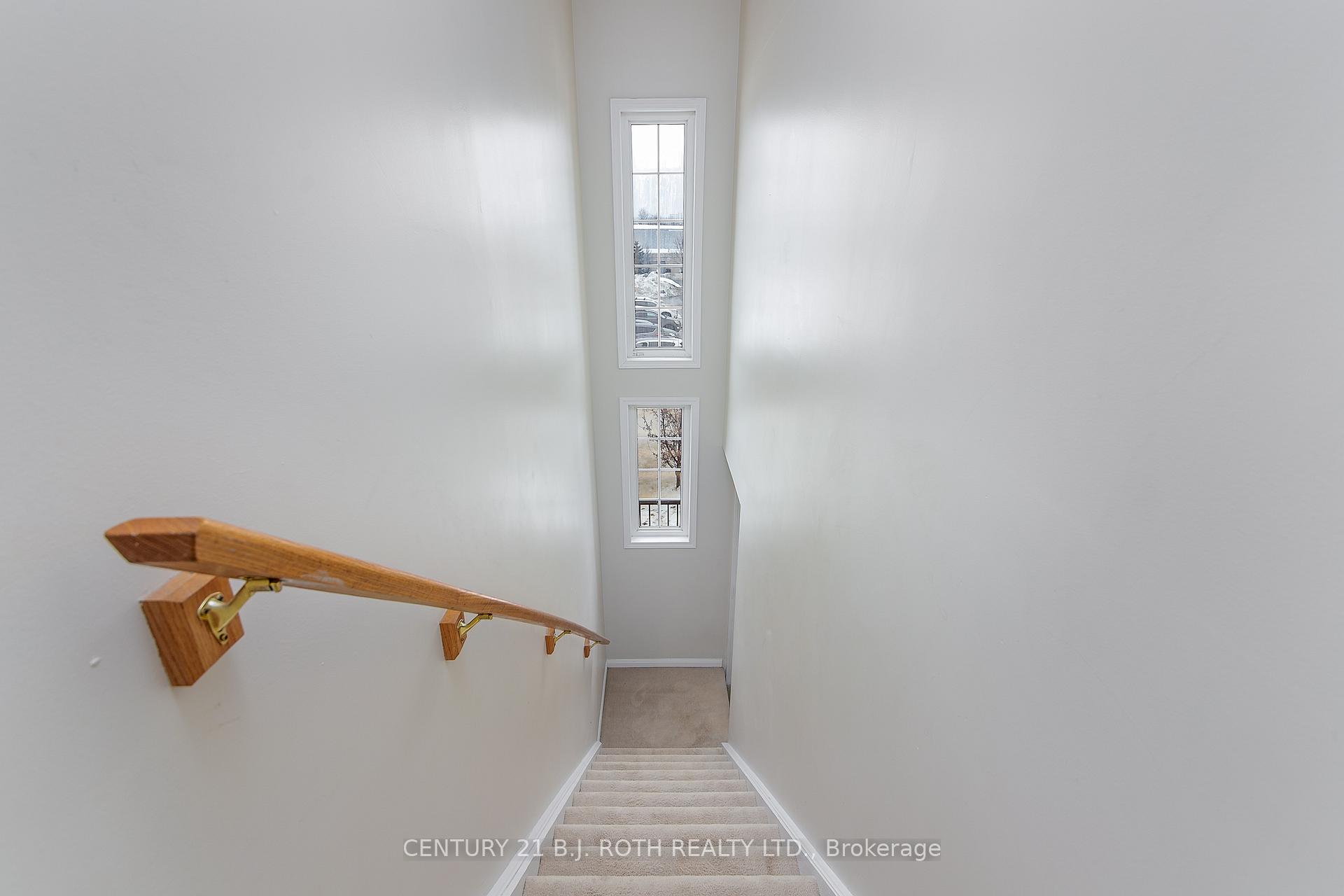 Photo 13 of Unit 2, 175 Stanley Street, Barrie, East Bayfield — HOMEH
