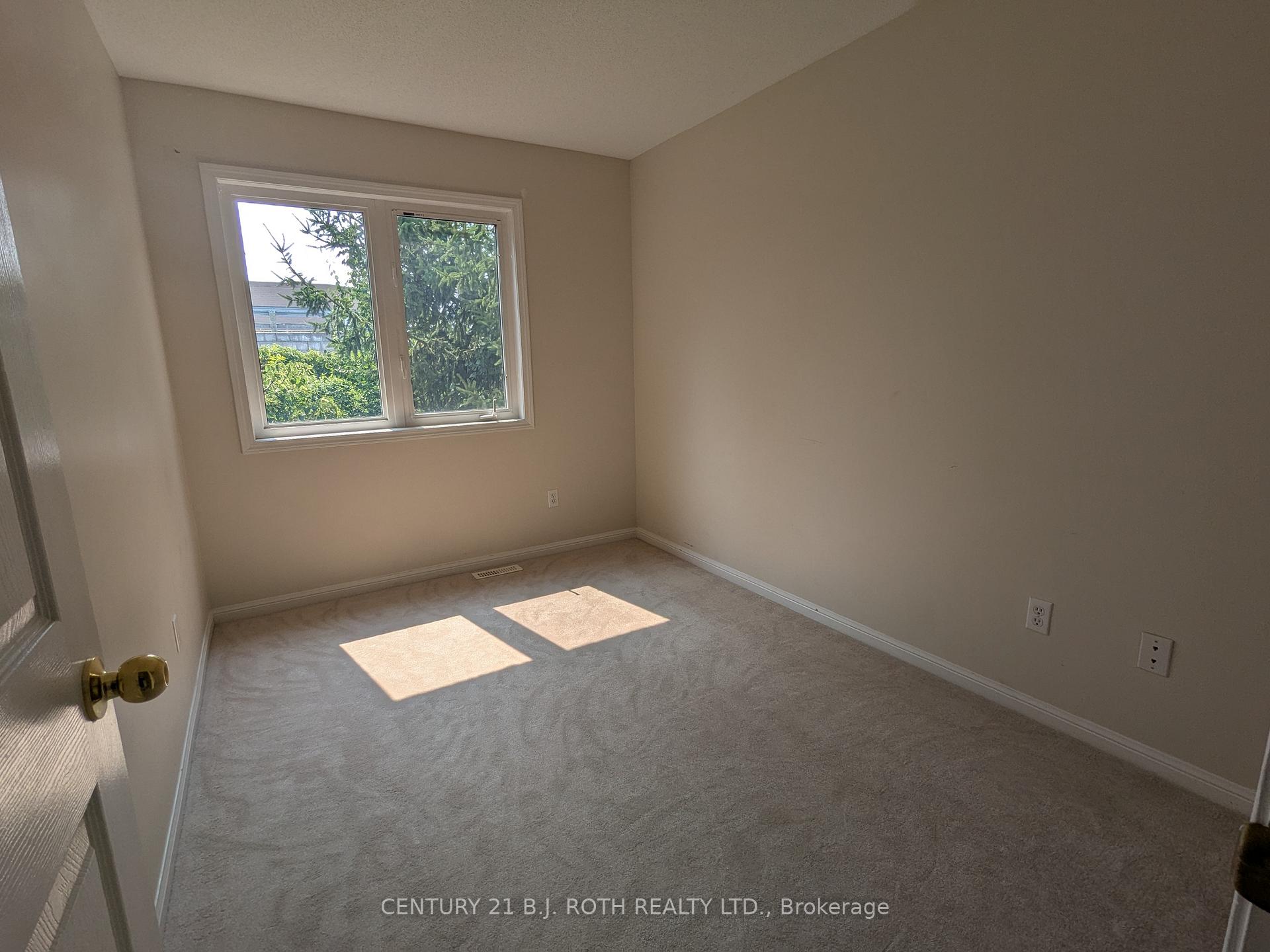 Photo 24 of Unit 2, 175 Stanley Street, Barrie, East Bayfield — HOMEH