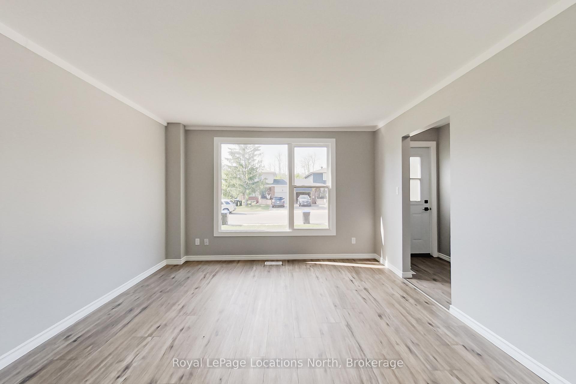 Photo 2 of 510 Tenth Street, Collingwood — HOMEH