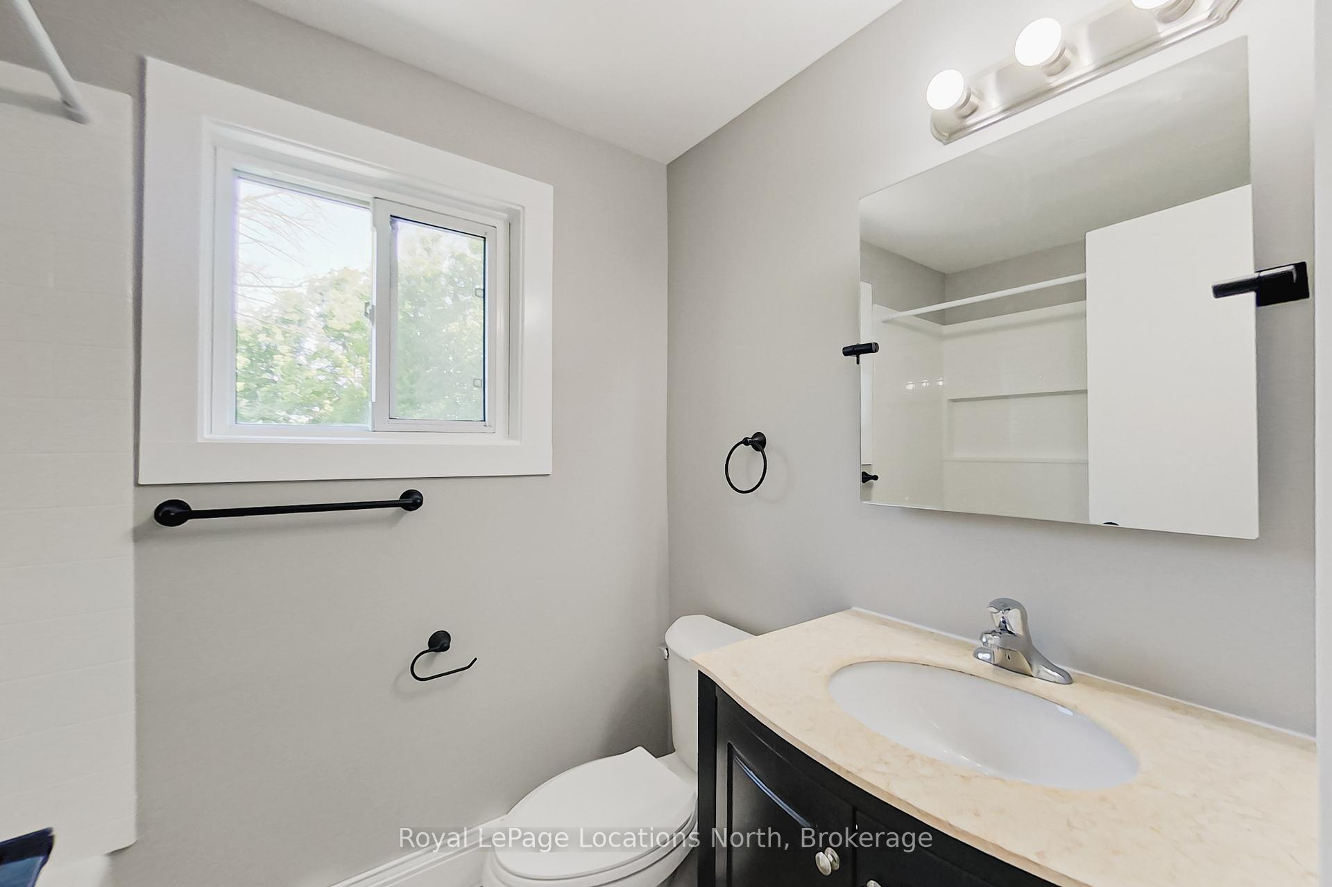 Photo 15 of 510 Tenth Street, Collingwood — HOMEH
