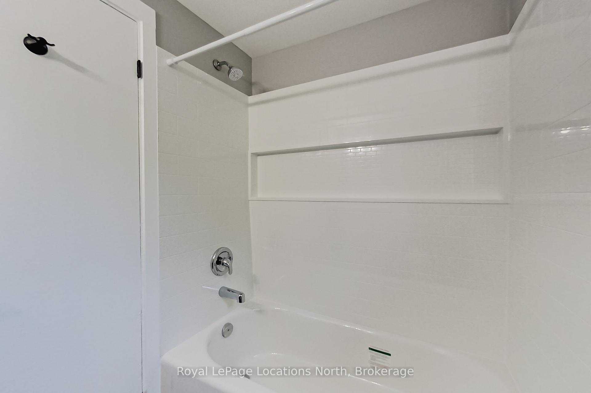 Photo 16 of 510 Tenth Street, Collingwood — HOMEH
