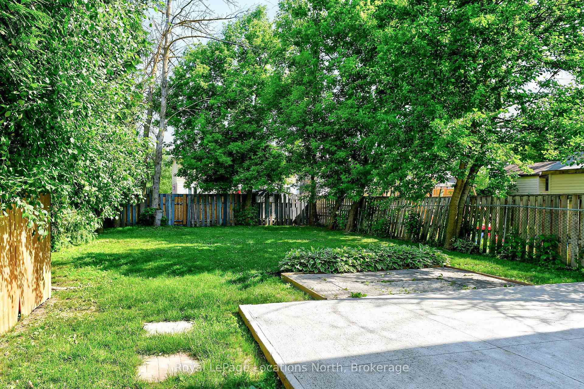 Photo 23 of 510 Tenth Street, Collingwood — HOMEH