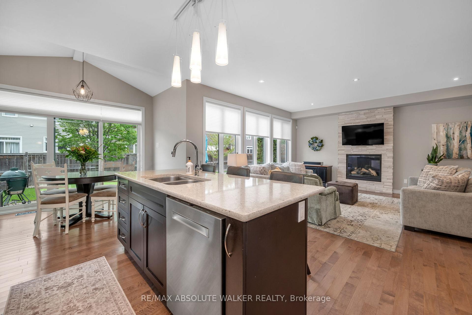 Photo 14 of 643 Rockrose Way, Ottawa, Blossom Park/Kemp Park/Findlay Creek — HOMEH