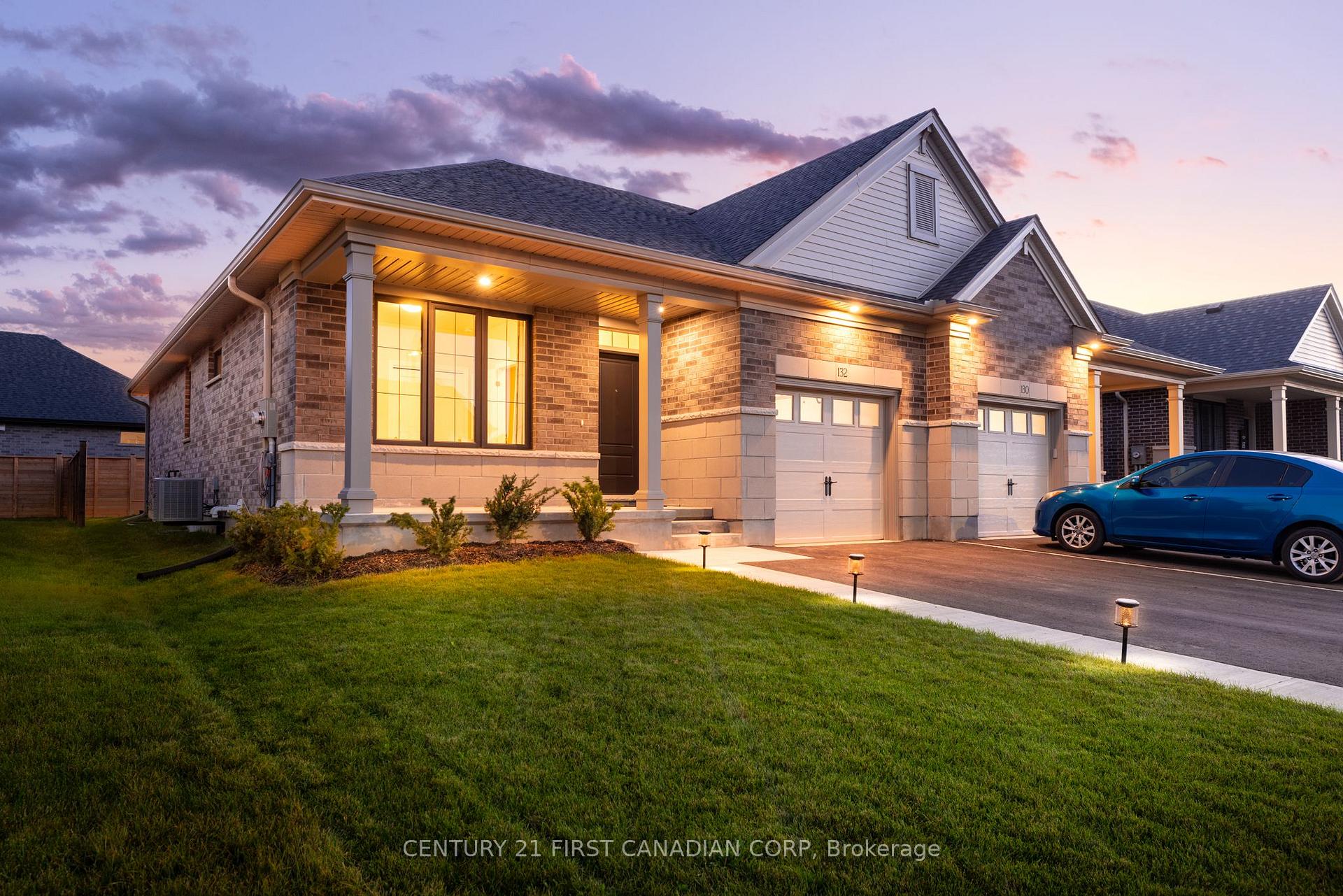Photo 2 of 132 Cortland Terrace, St. Thomas — HOMEH