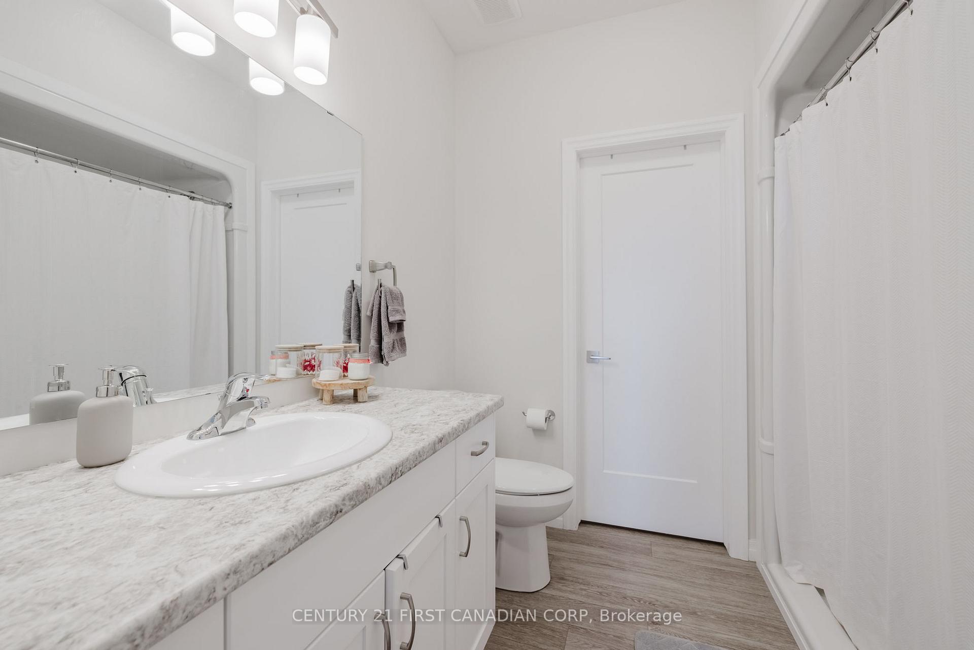 Photo 20 of 132 Cortland Terrace, St. Thomas — HOMEH