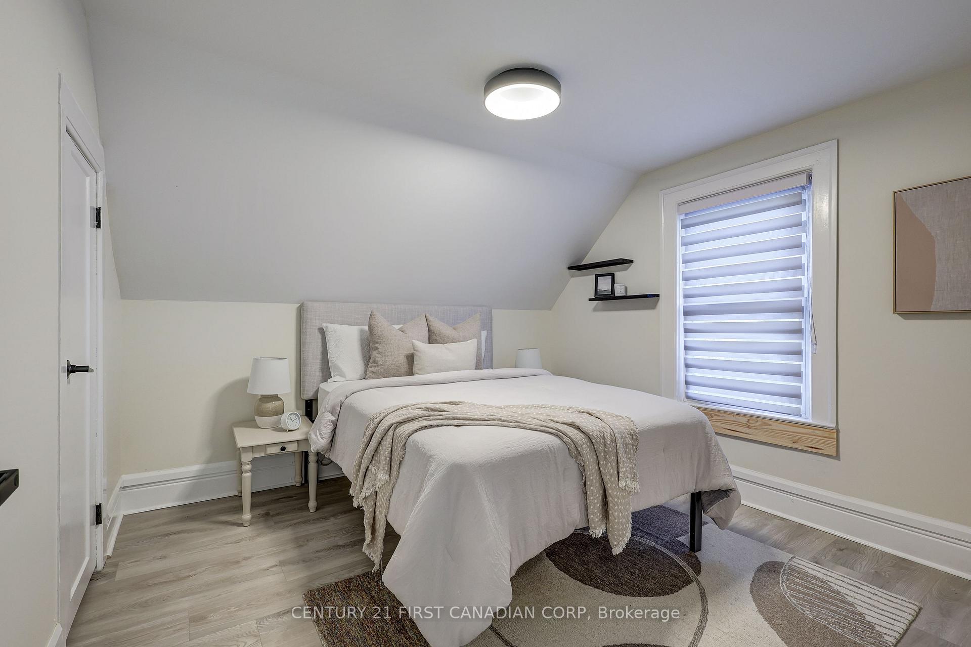 Photo 22 of 84 Ross Street, St. Thomas — HOMEH