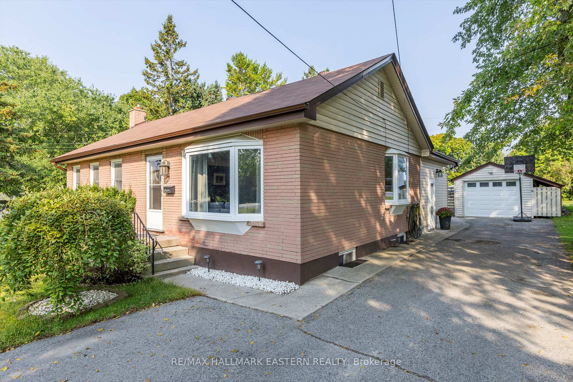 Photo 4 of 118 County Road 4, Douro-Dummer — HOMEH