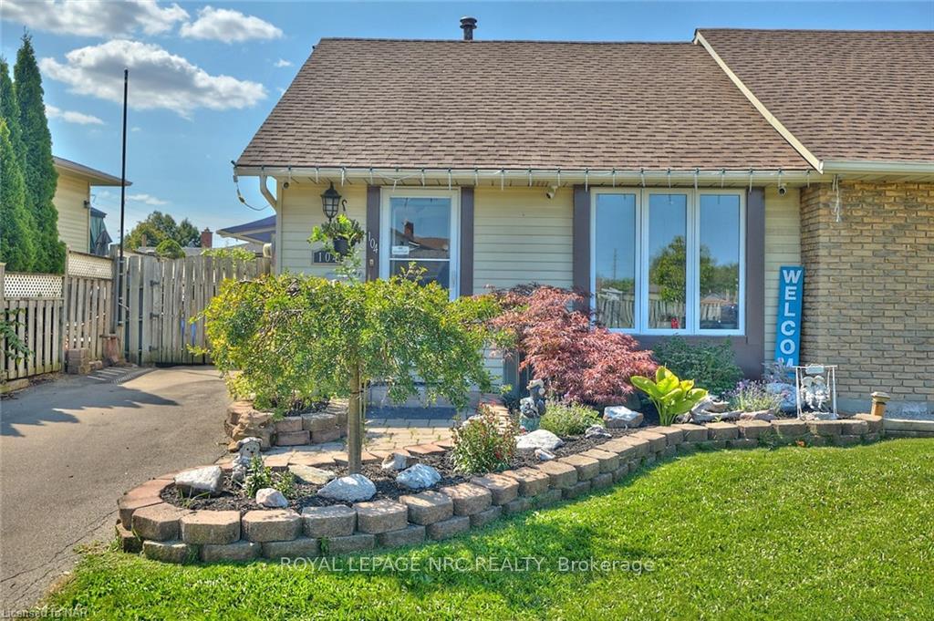 Front of 104 Carriage Road