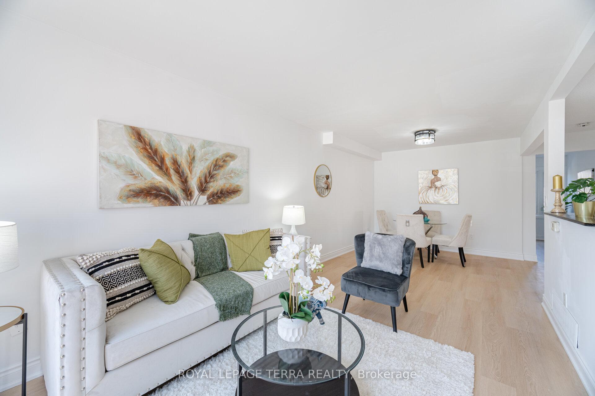 Photo 8 of 187 Ravenscroft Road, Ajax, Central West — HOMEH