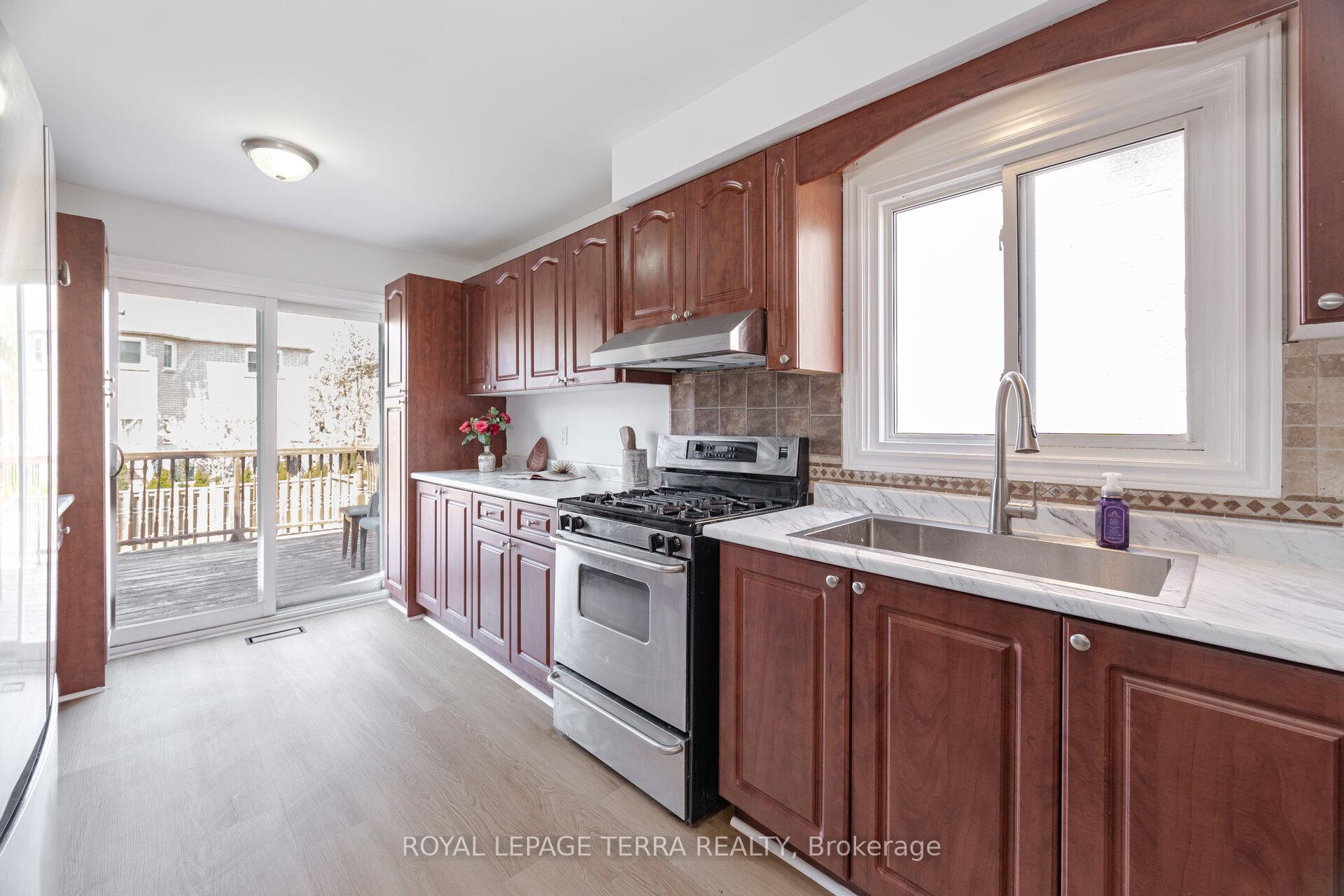 Photo 14 of 187 Ravenscroft Road, Ajax, Central West — HOMEH