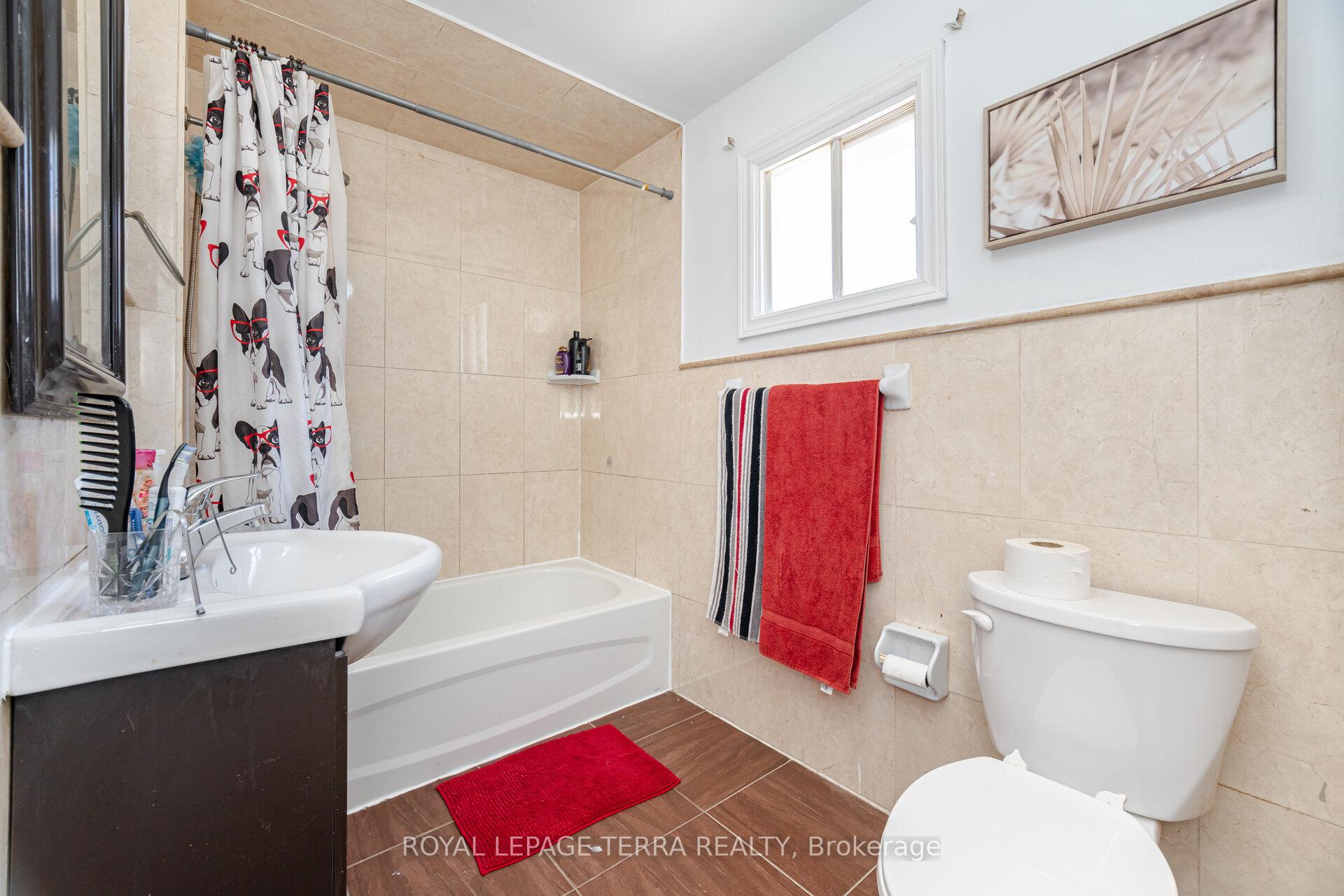 Photo 24 of 187 Ravenscroft Road, Ajax, Central West — HOMEH