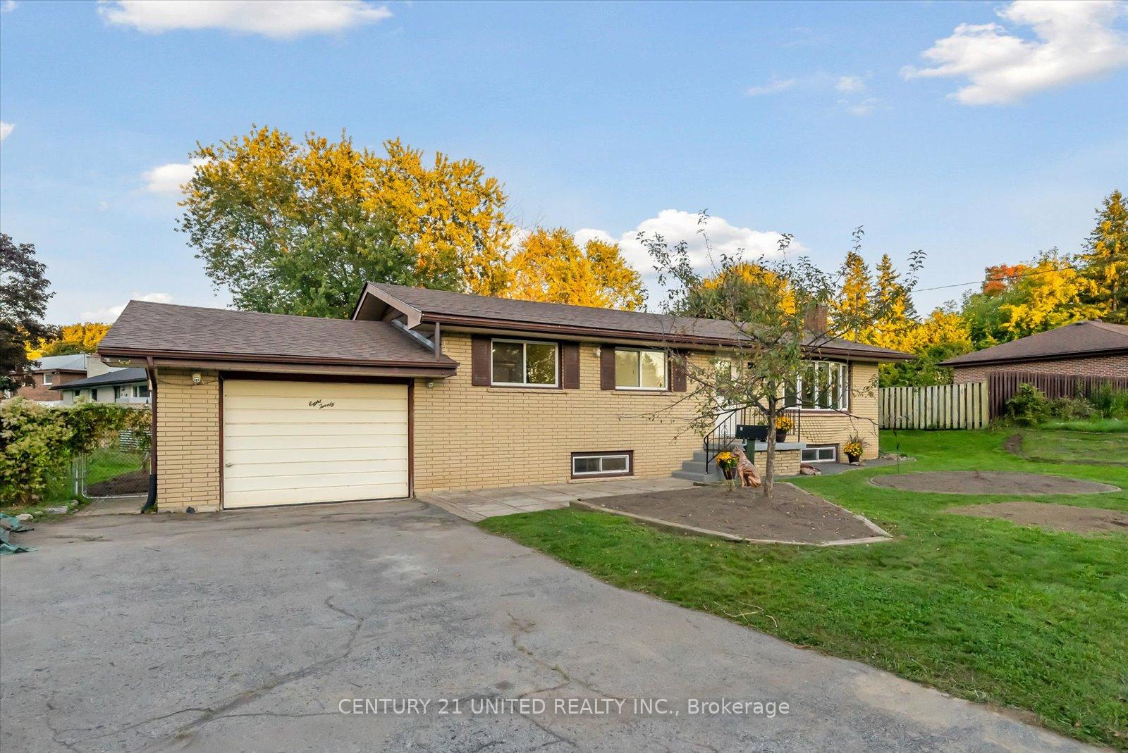 Photo 7 of 820 Clinton Avenue, Douro-Dummer — HOMEH