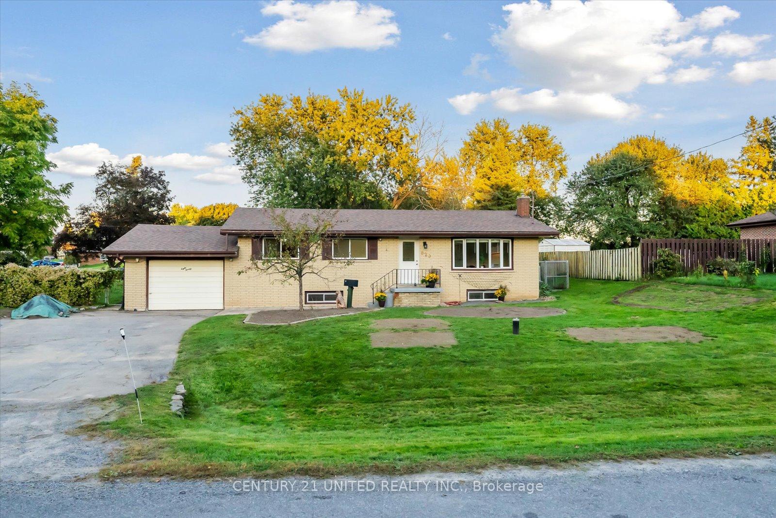 Photo 8 of 820 Clinton Avenue, Douro-Dummer — HOMEH
