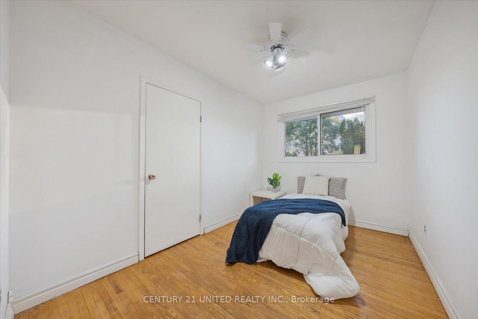Photo 19 of 820 Clinton Avenue, Douro-Dummer — HOMEH