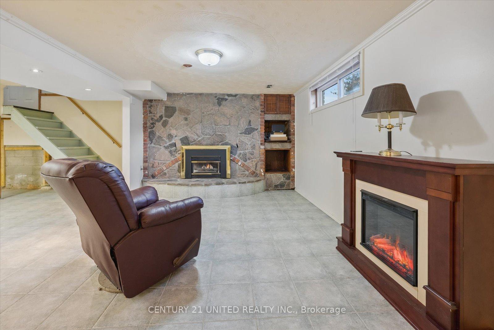 Photo 28 of 820 Clinton Avenue, Douro-Dummer — HOMEH