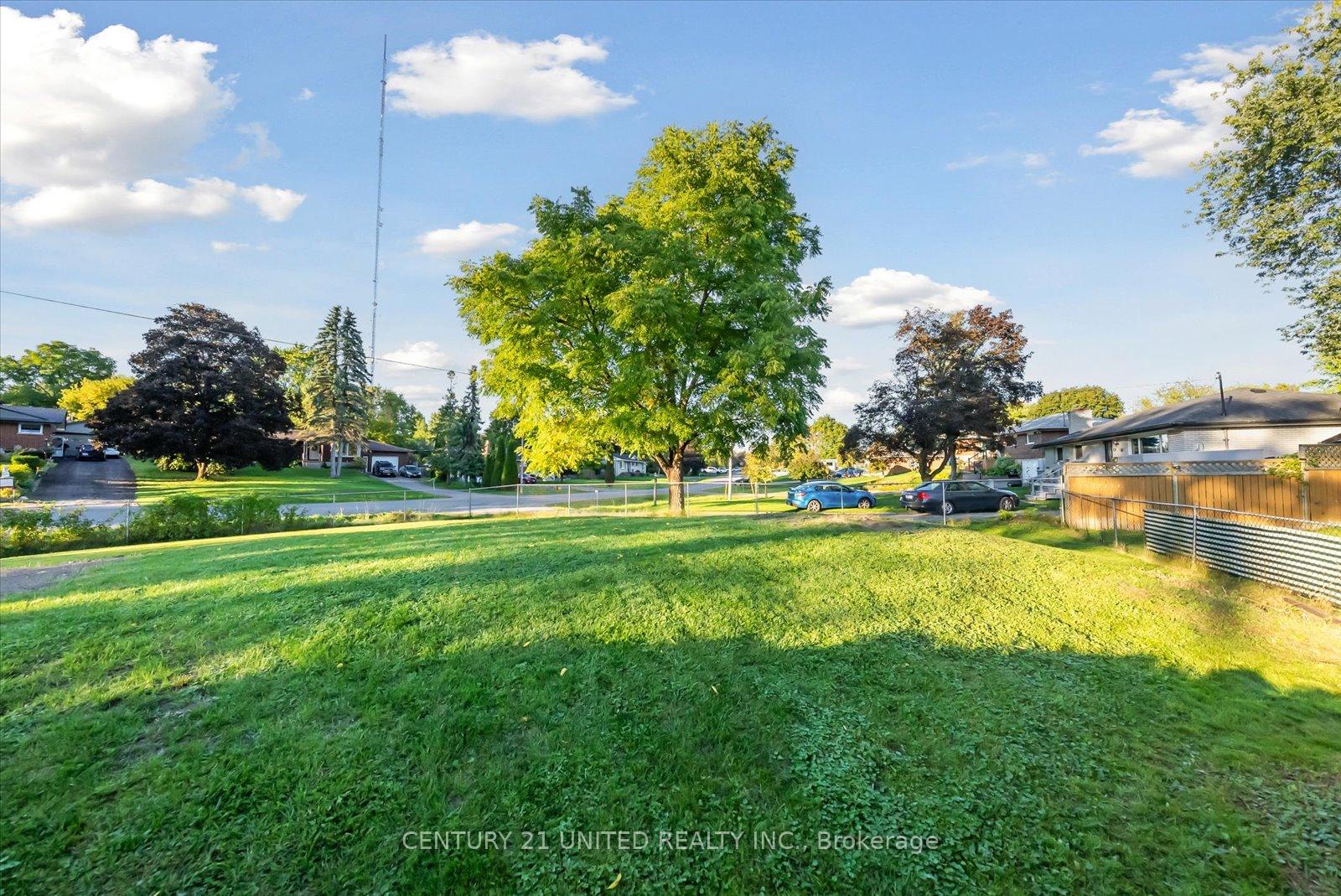 Photo 32 of 820 Clinton Avenue, Douro-Dummer — HOMEH