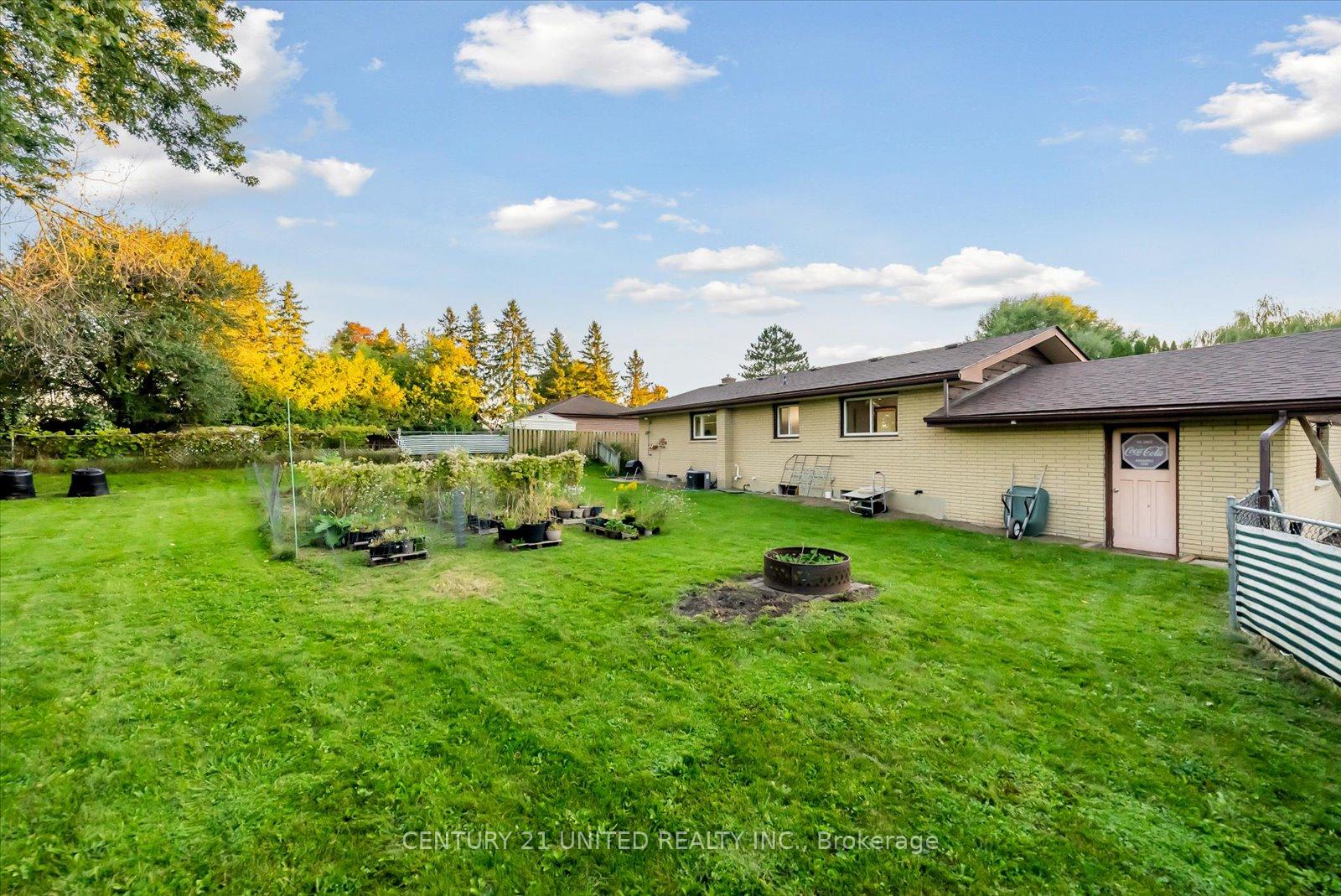 Photo 38 of 820 Clinton Avenue, Douro-Dummer — HOMEH