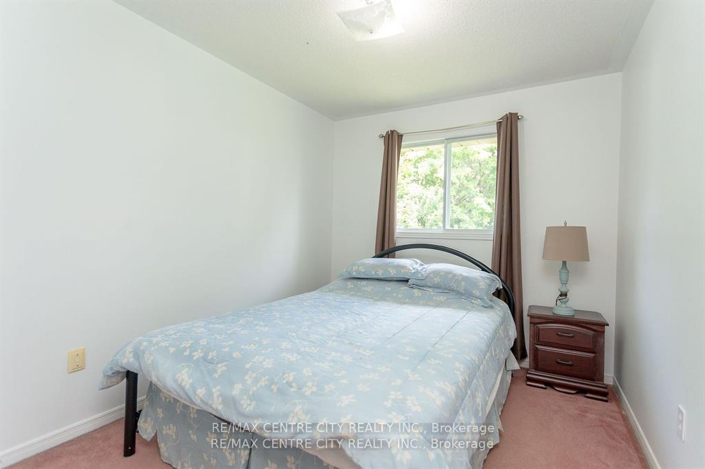 Photo 34 of 5 Bennett Place, St. Thomas — HOMEH