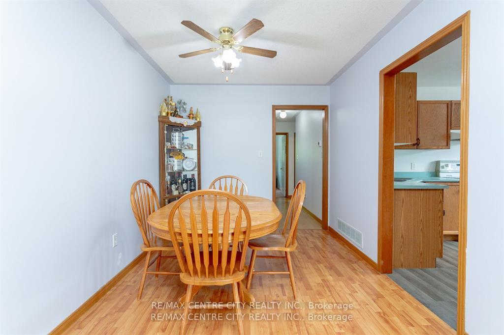 Photo 9 of 5 Bennett Place, St. Thomas — HOMEH