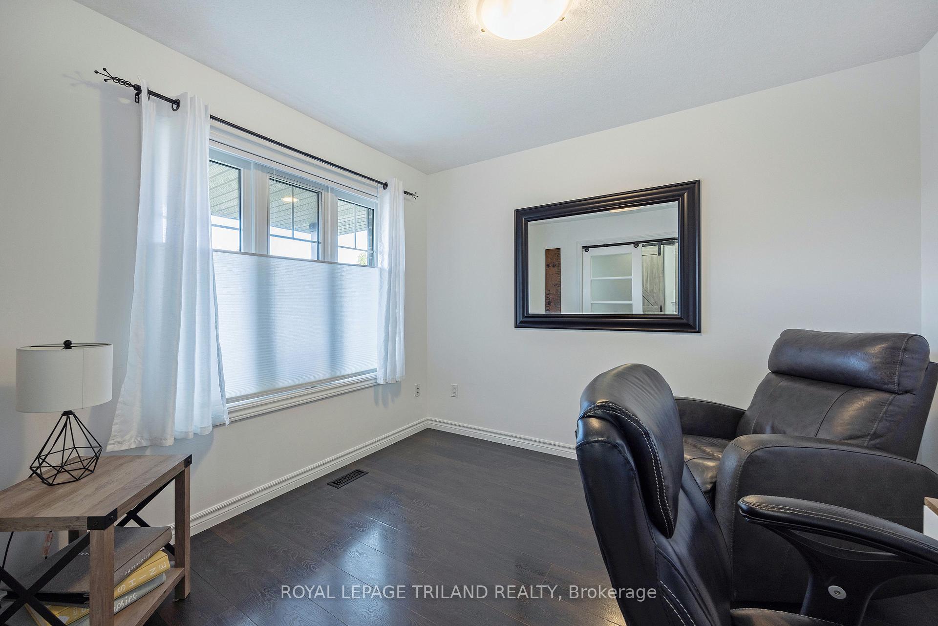 Photo 4 of 23 Westlake Drive, St. Thomas — HOMEH