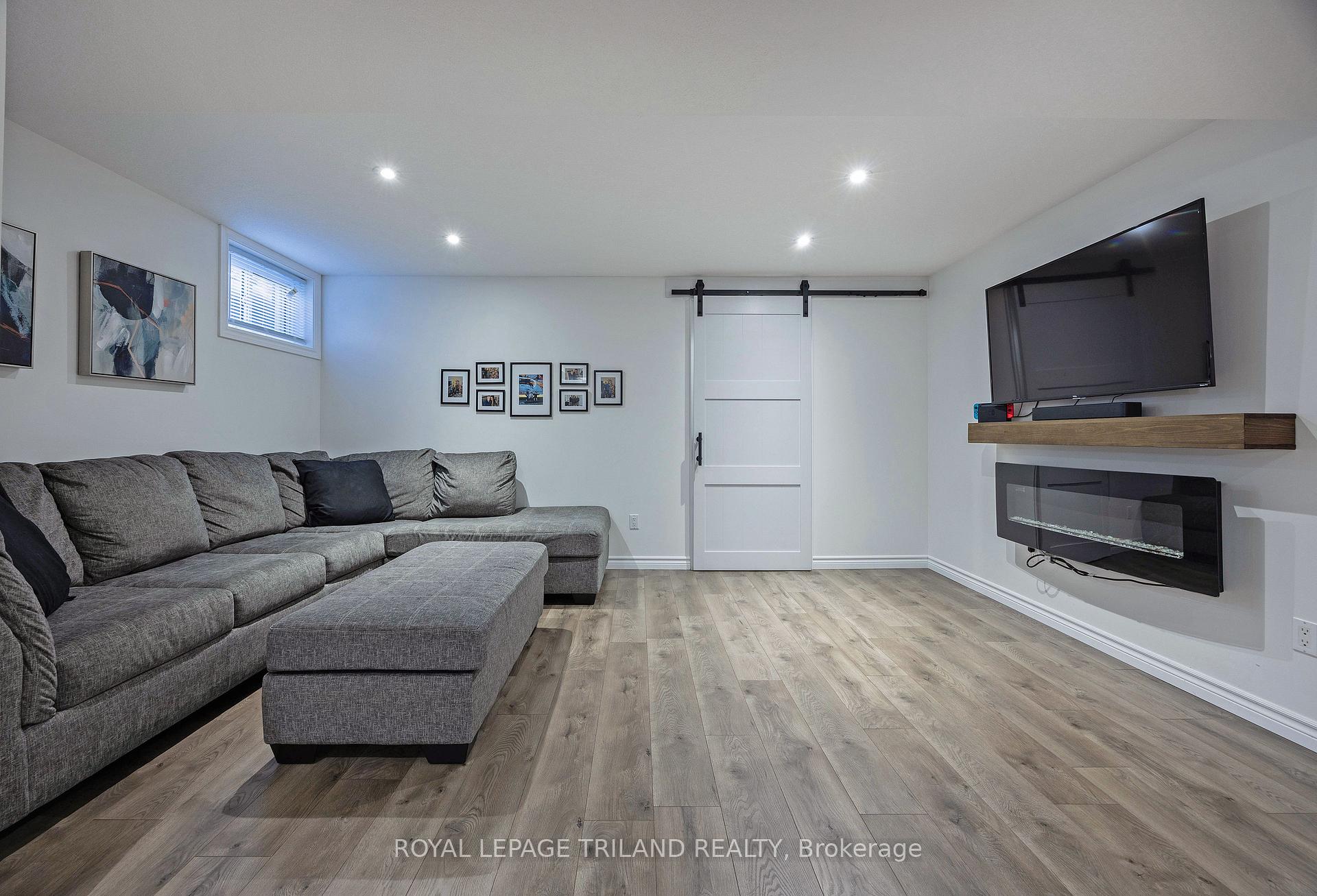 Photo 27 of 23 Westlake Drive, St. Thomas — HOMEH