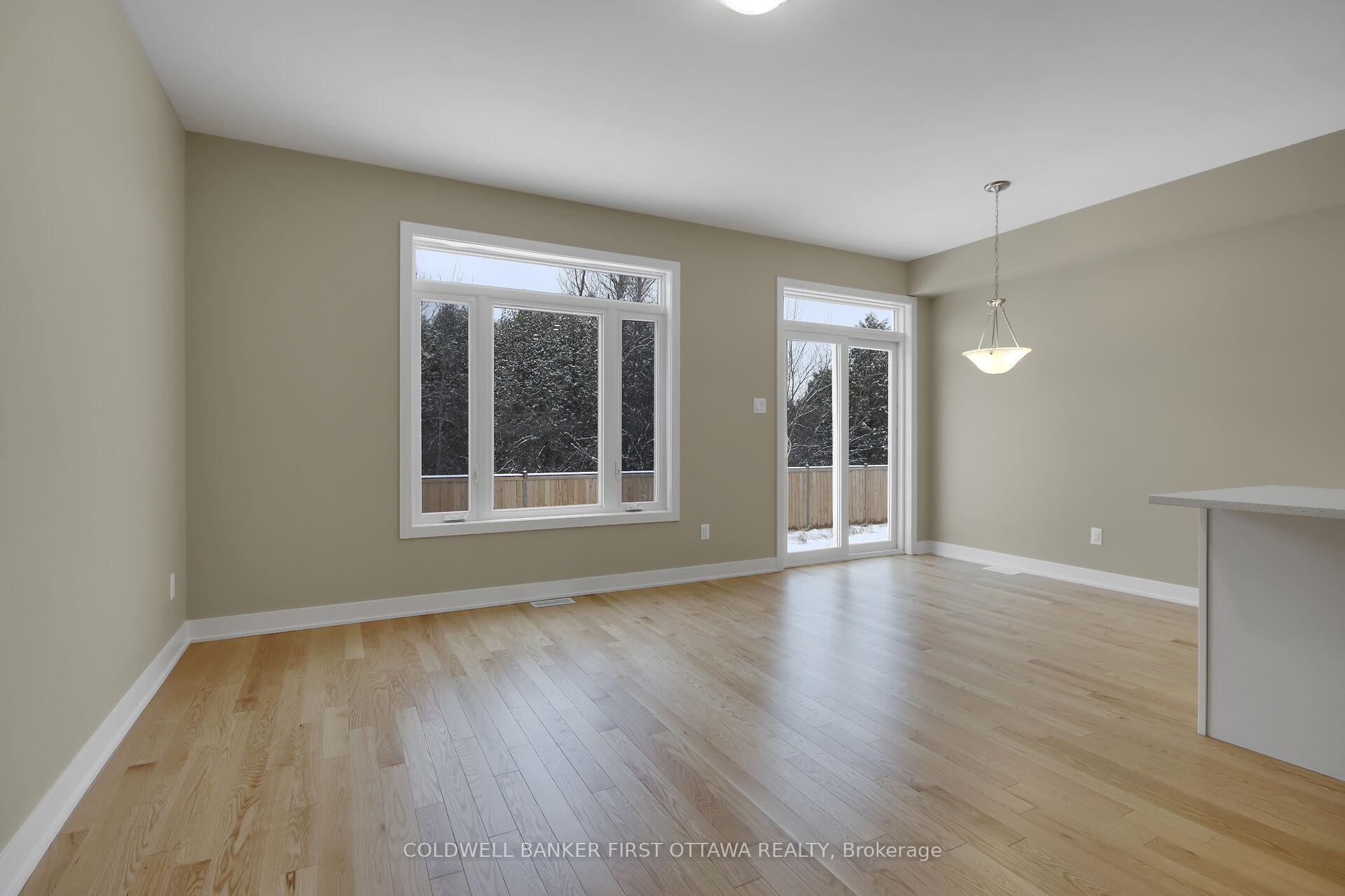Photo 5 of 442 Thomas Street, Carleton Place — HOMEH