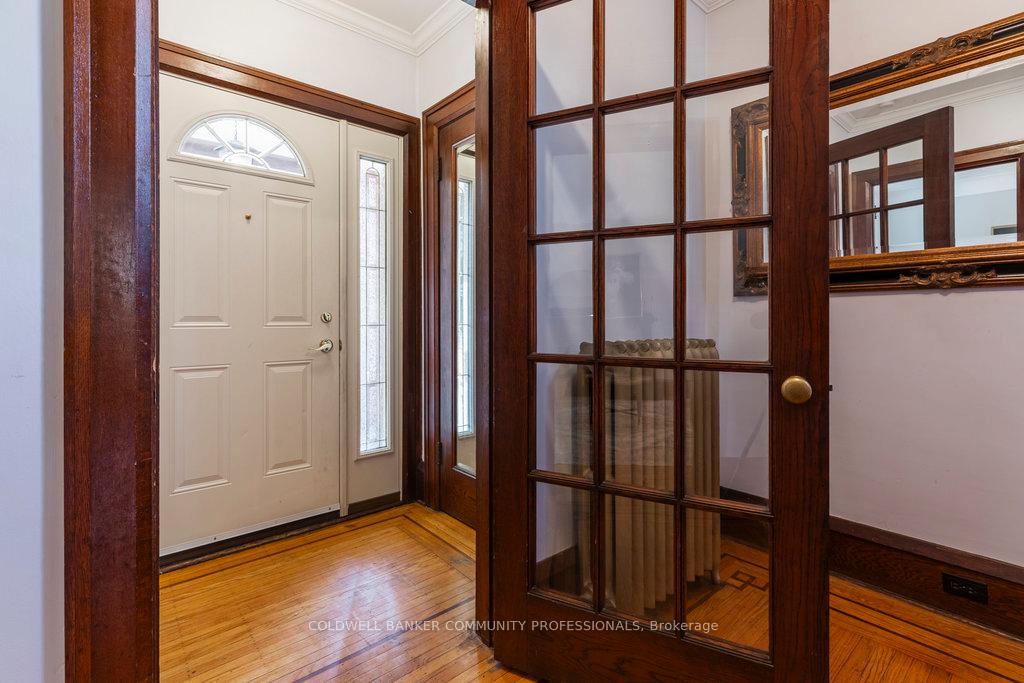 Photo 4 of 38 Fairleigh Avenue S, Hamilton, Gibson — HOMEH