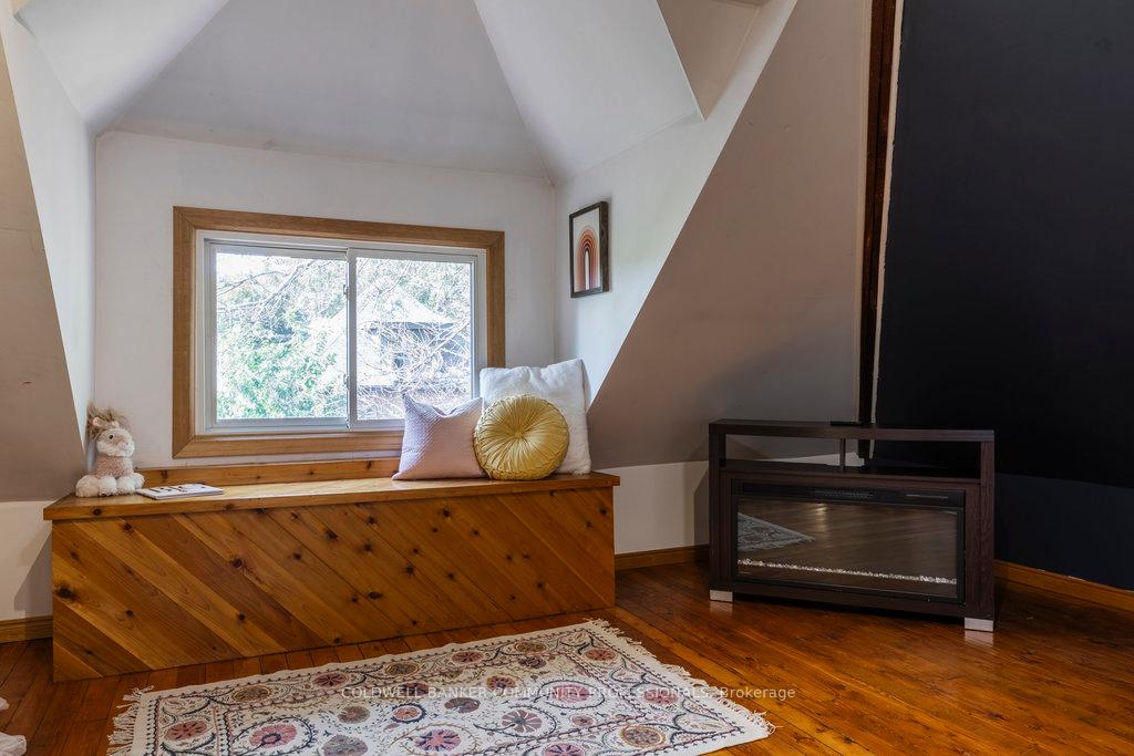 Photo 30 of 38 Fairleigh Avenue S, Hamilton, Gibson — HOMEH