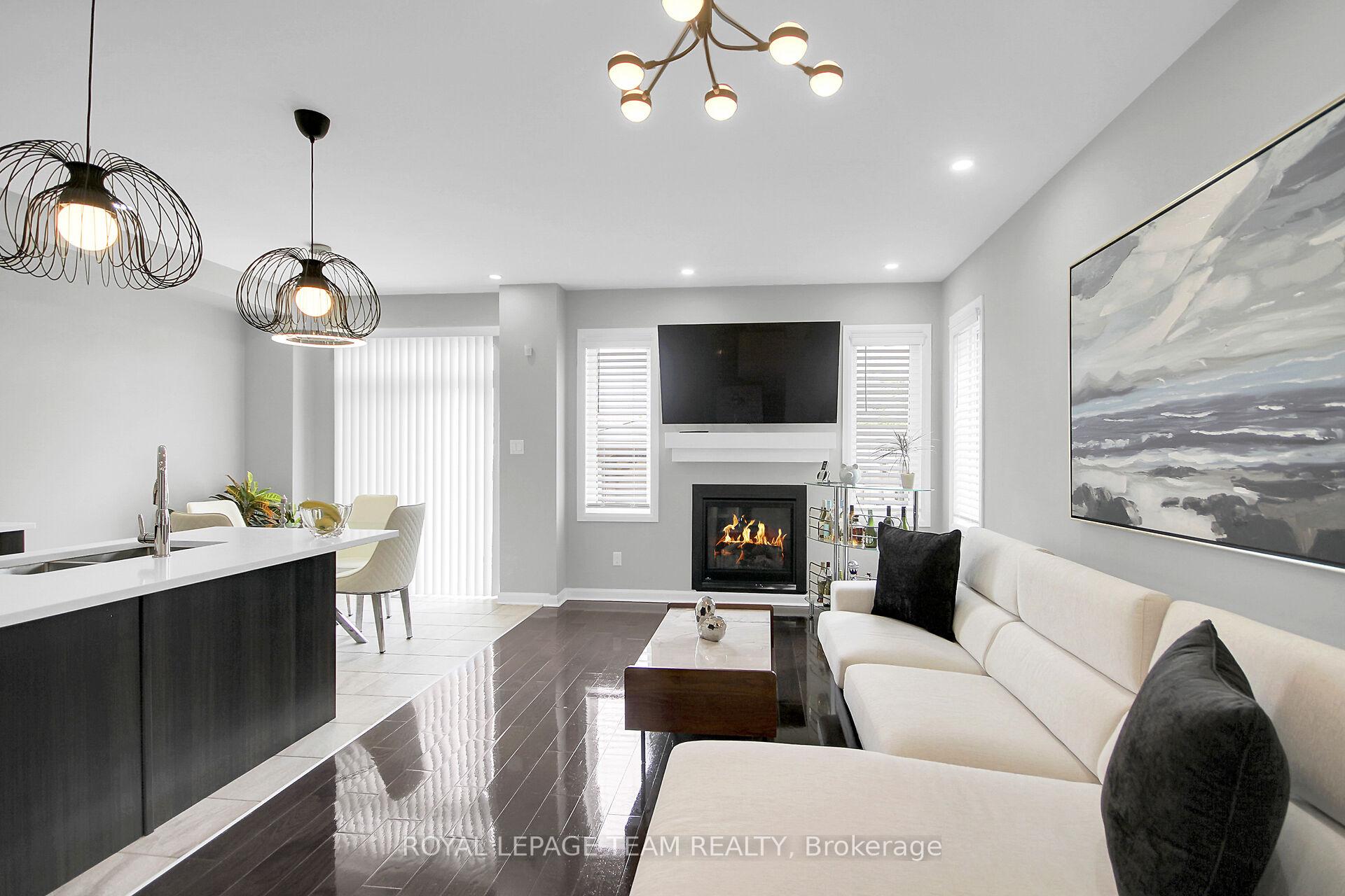Photo 13 of 207 Bending Way, Ottawa, Barrhaven - Hearts Desire — HOMEH