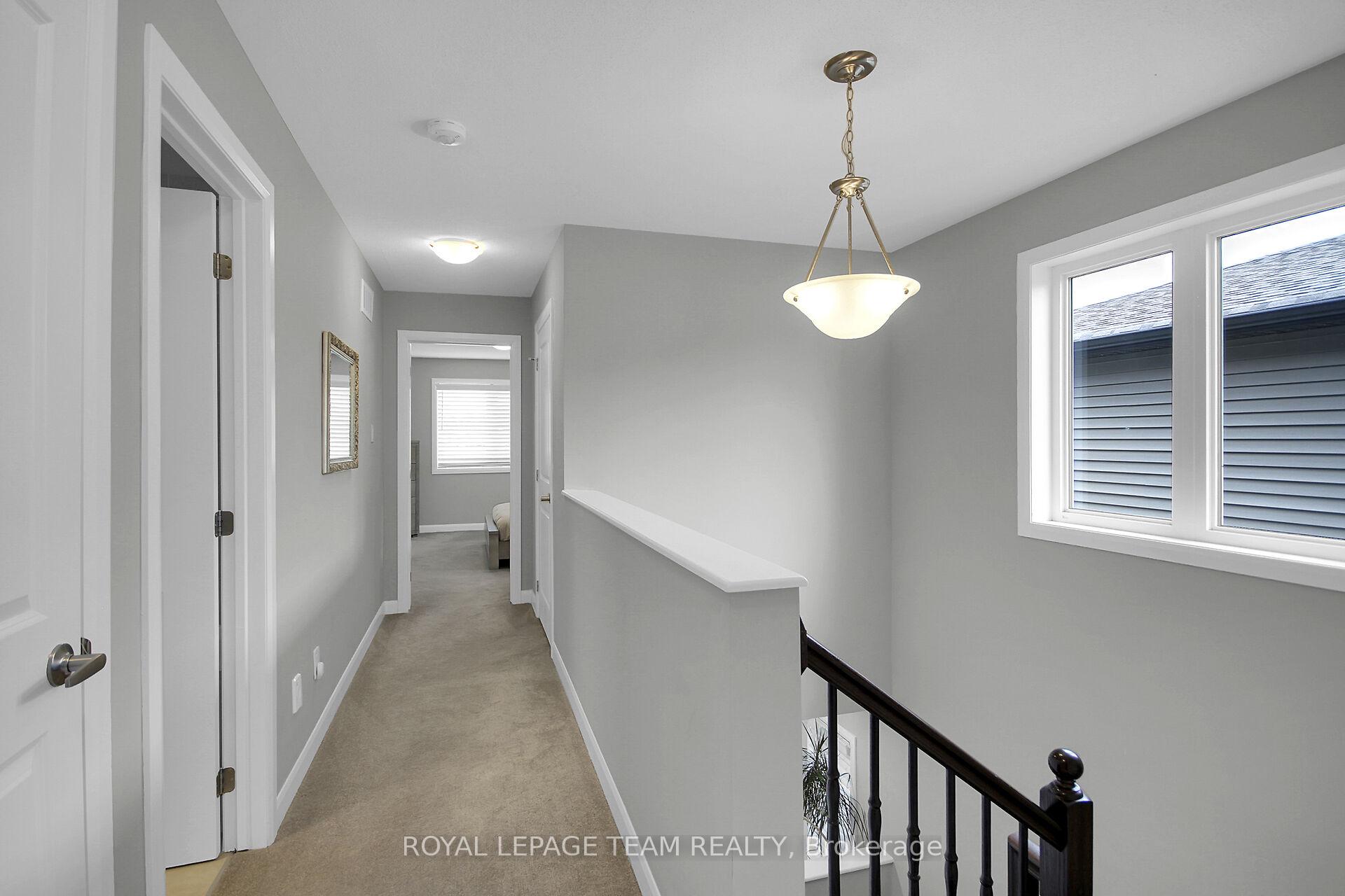 Photo 23 of 207 Bending Way, Ottawa, Barrhaven - Hearts Desire — HOMEH