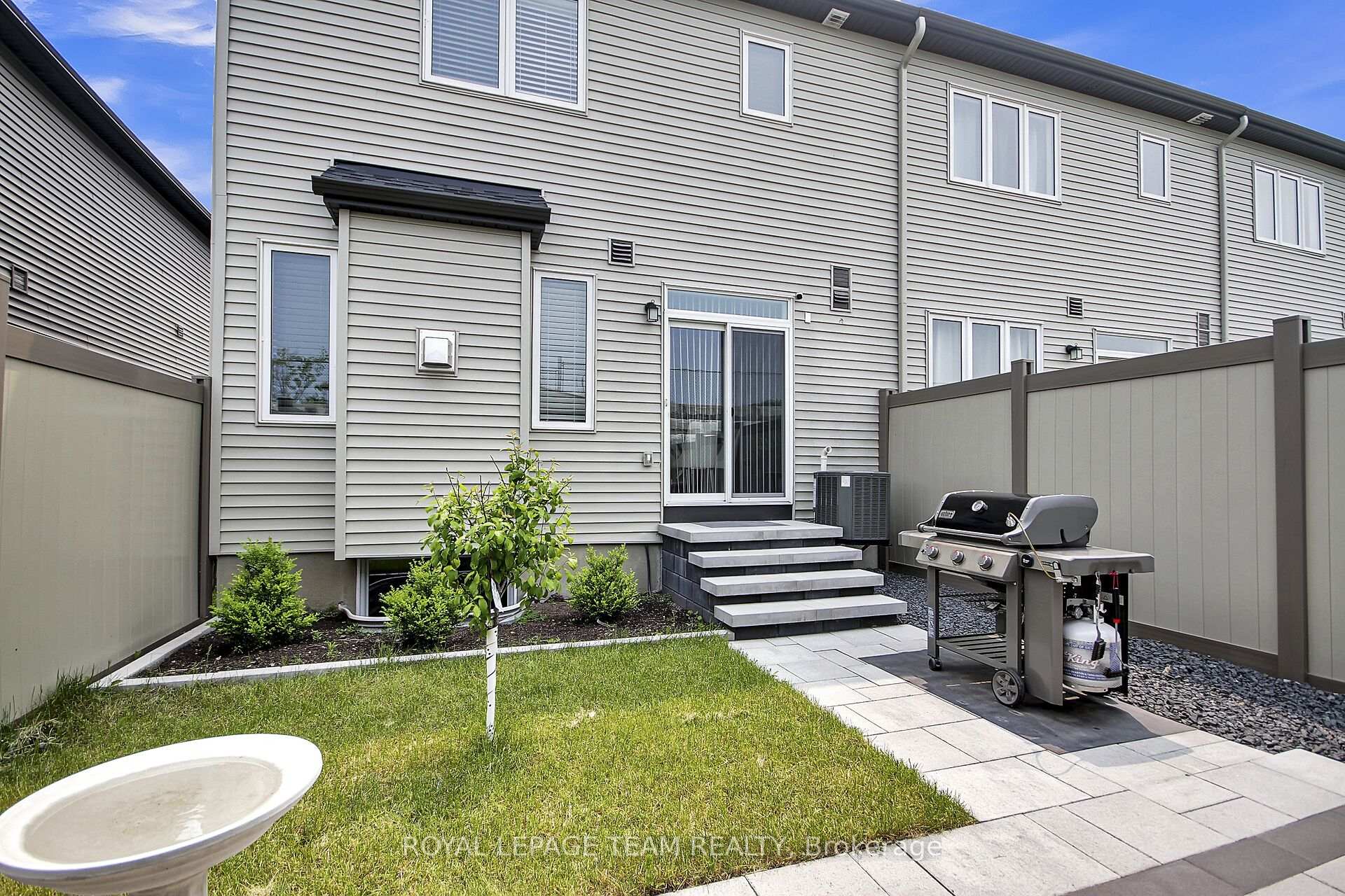Photo 46 of 207 Bending Way, Ottawa, Barrhaven - Hearts Desire — HOMEH