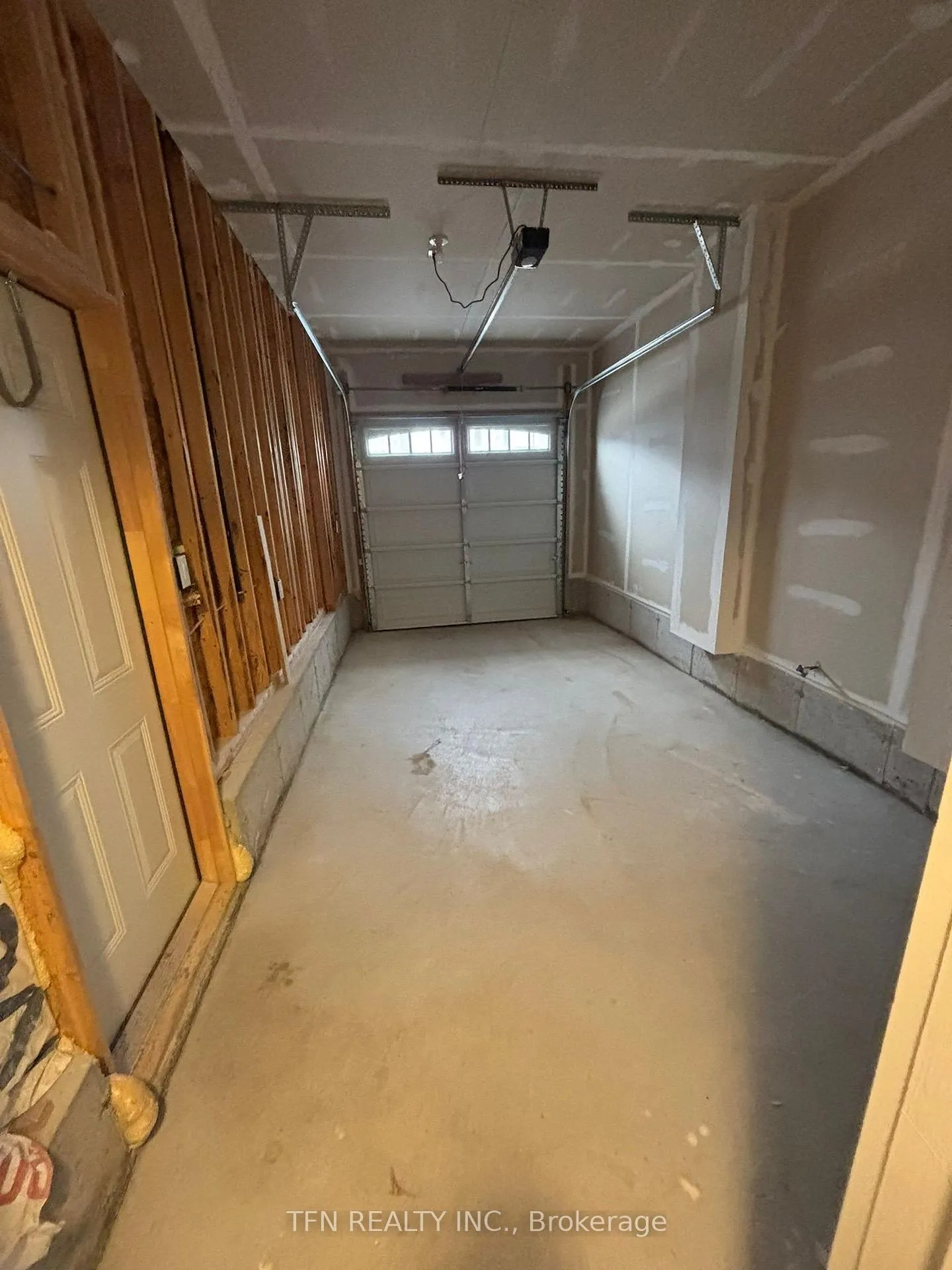 Photo 25 of 28 Abby Drive, Wasaga Beach — HOMEH
