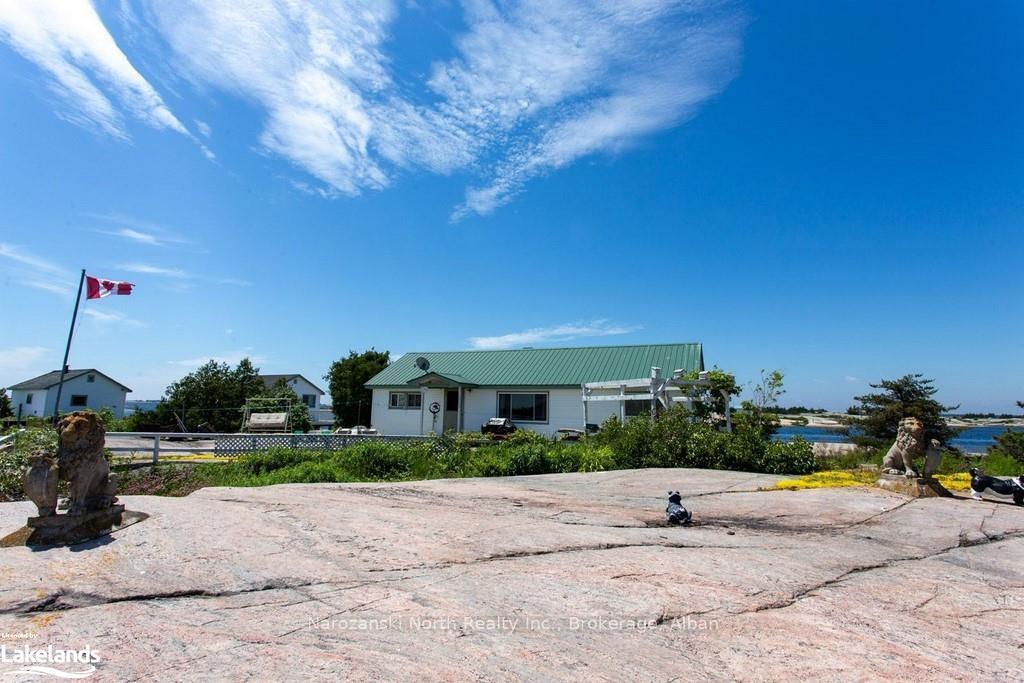 Photo 5 of 7908 Harbour, Killarney — HOMEH
