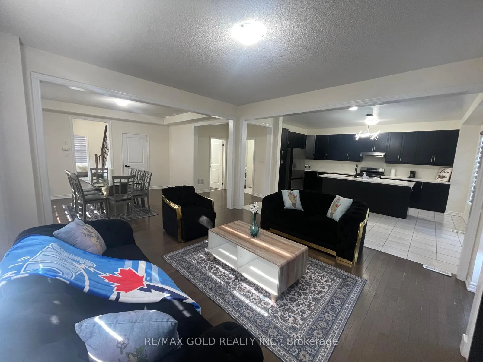 Photo 24 of 537 Veterans Drive, Brampton, Northwest Brampton — HOMEH