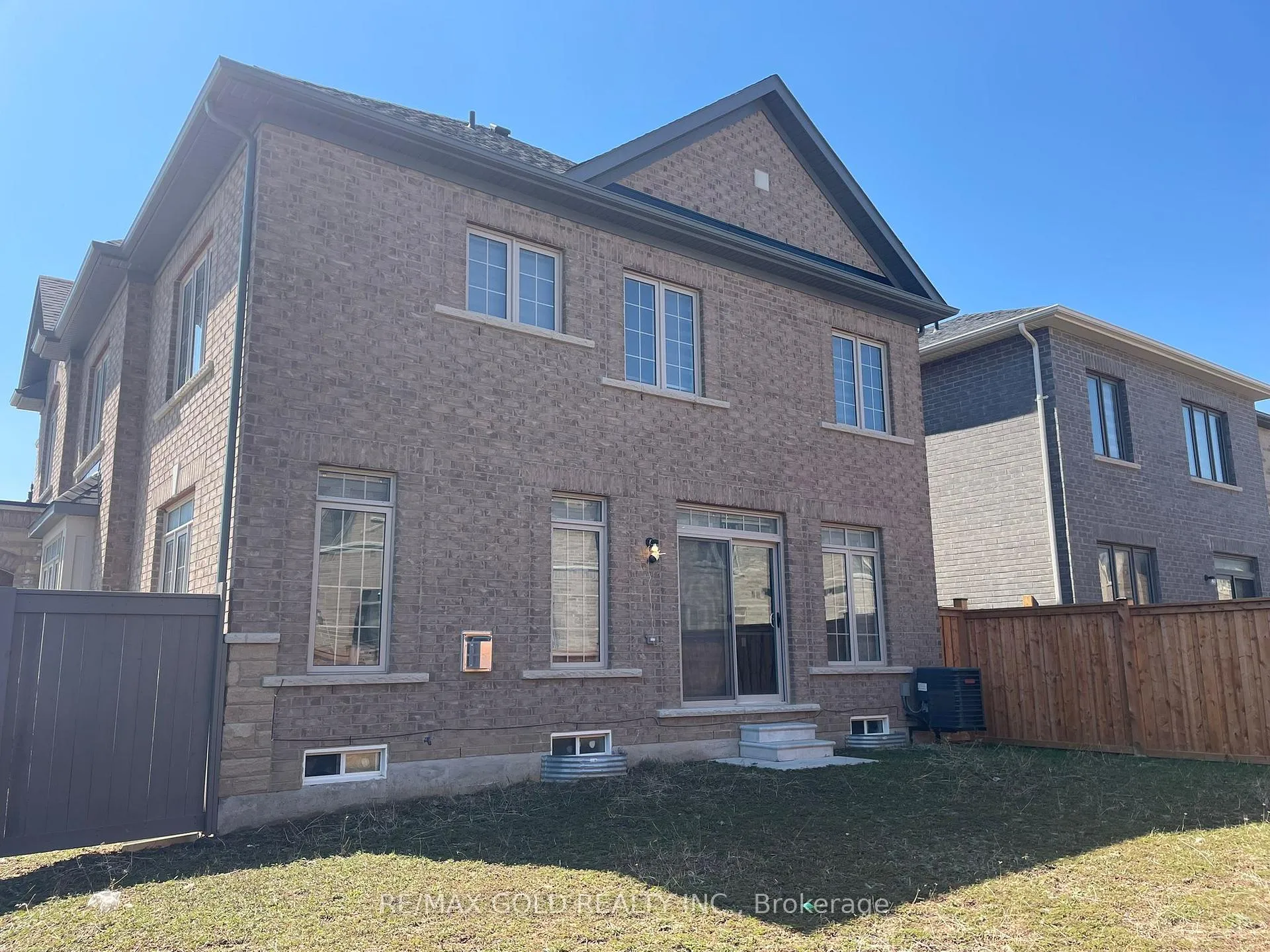 Photo 46 of 537 Veterans Drive, Brampton, Northwest Brampton — HOMEH