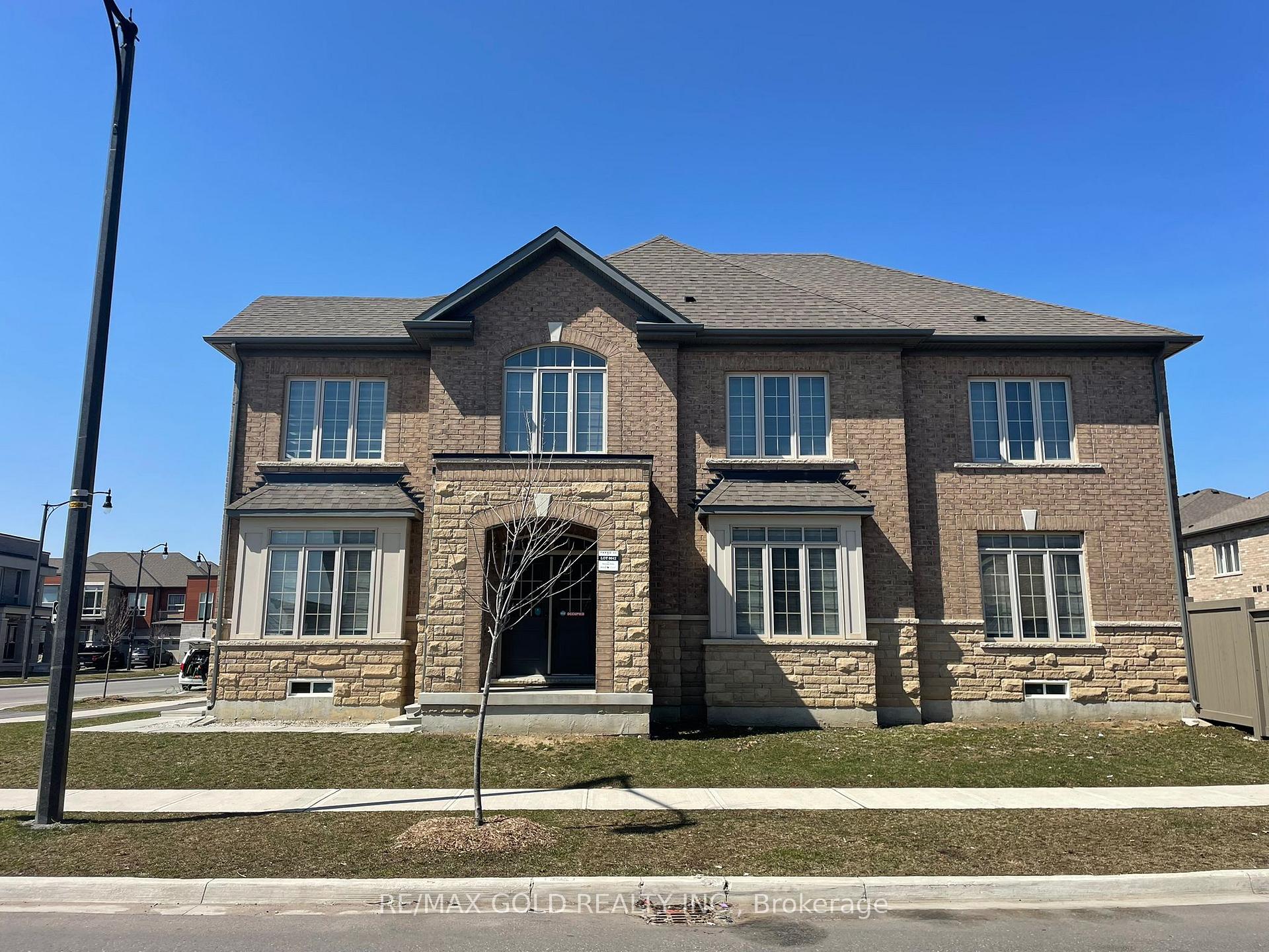 Photo 2 of 537 Veterans Drive, Brampton, Northwest Brampton — HOMEH
