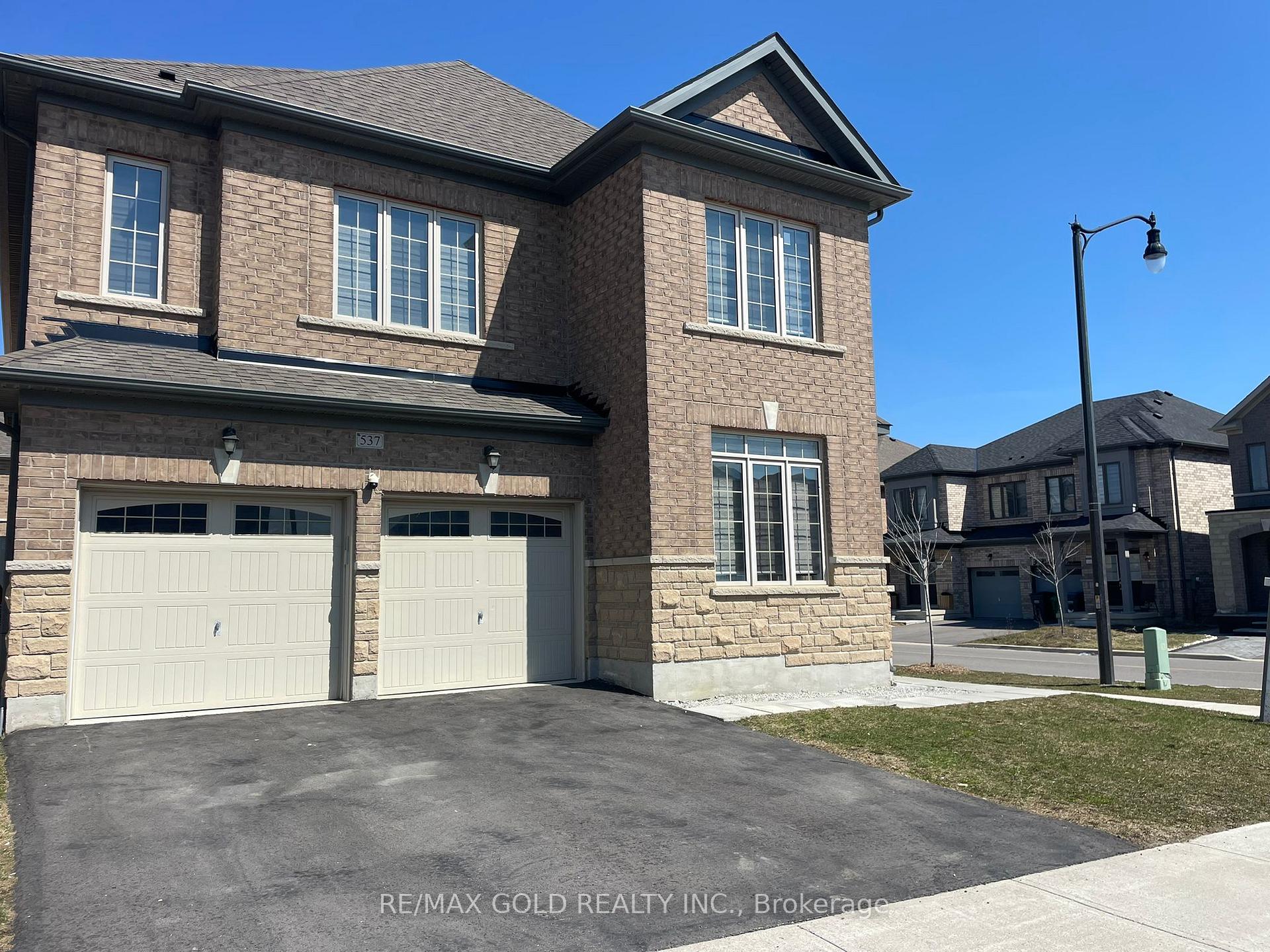 Photo 3 of 537 Veterans Drive, Brampton, Northwest Brampton — HOMEH