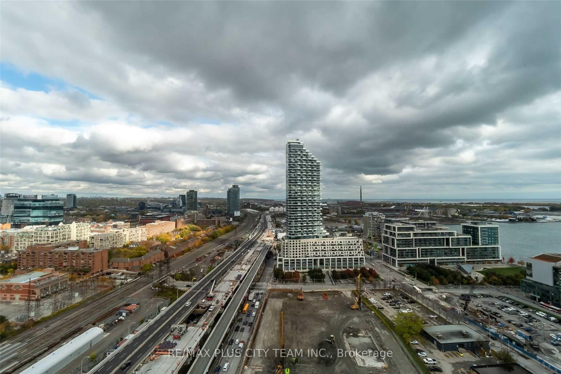 Photo 12 of Unit 2401, 20 Richardson Street, Toronto, Waterfront Communities — HOMEH