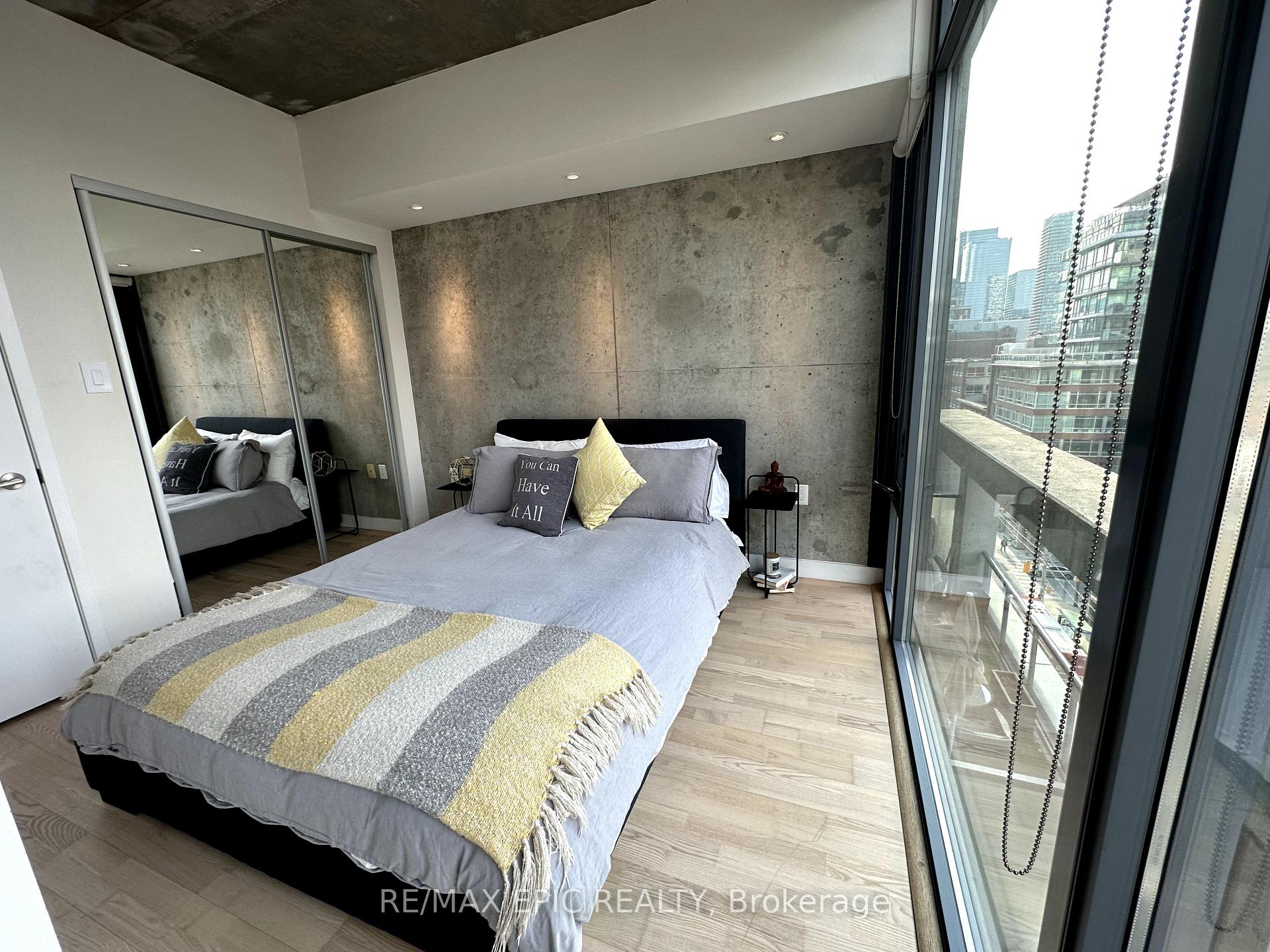 Photo 6 of Unit 803, 138 Princess Street, Toronto, Moss Park — HOMEH