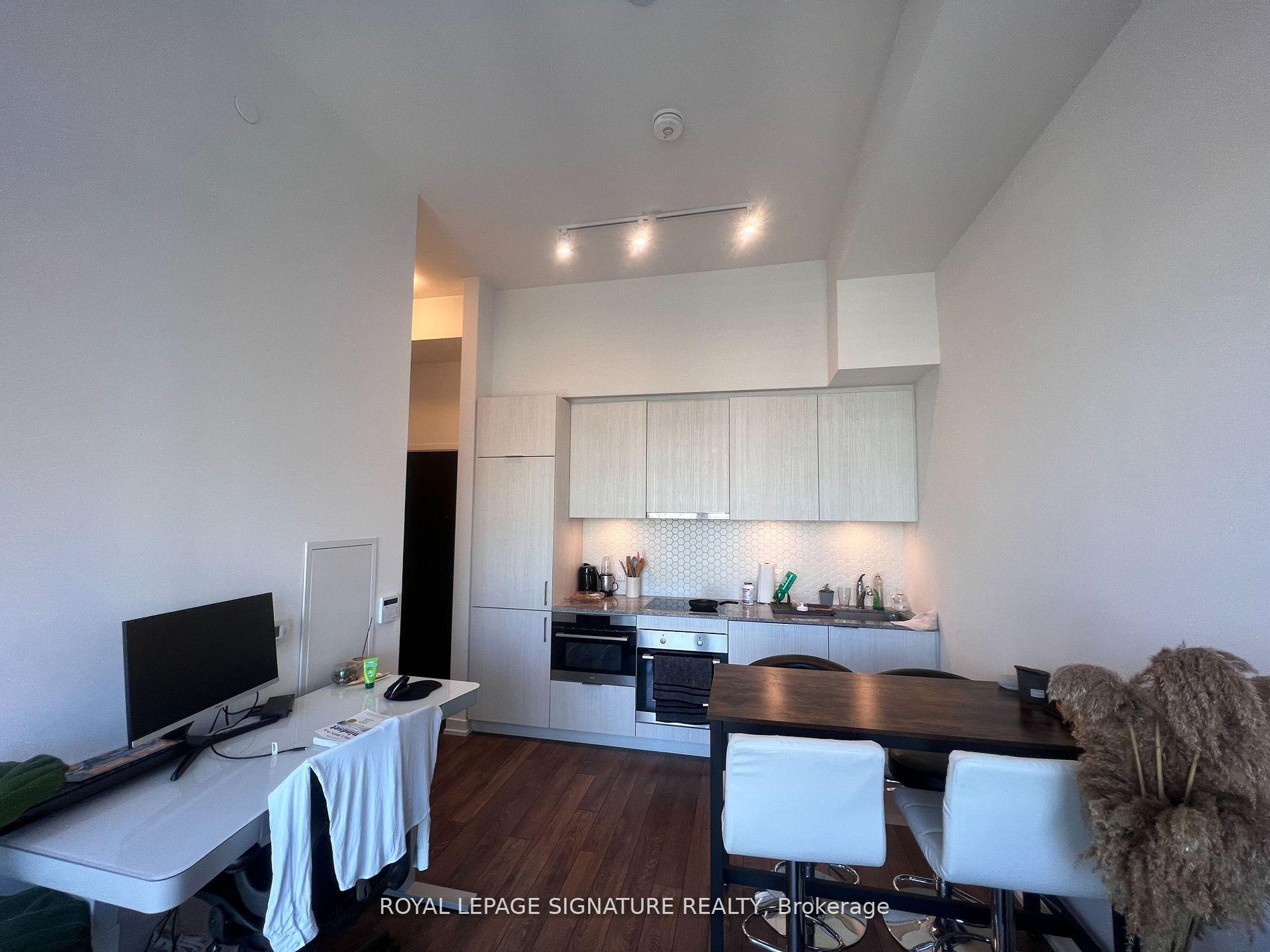Photo 7 of Unit 1310, 158 Front Street E, Toronto, Moss Park — HOMEH