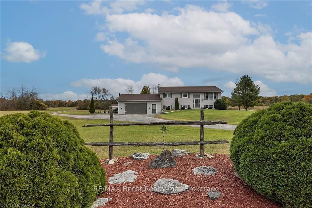Photo 5 of 2275 County 6 Road, Douro-Dummer — HOMEH