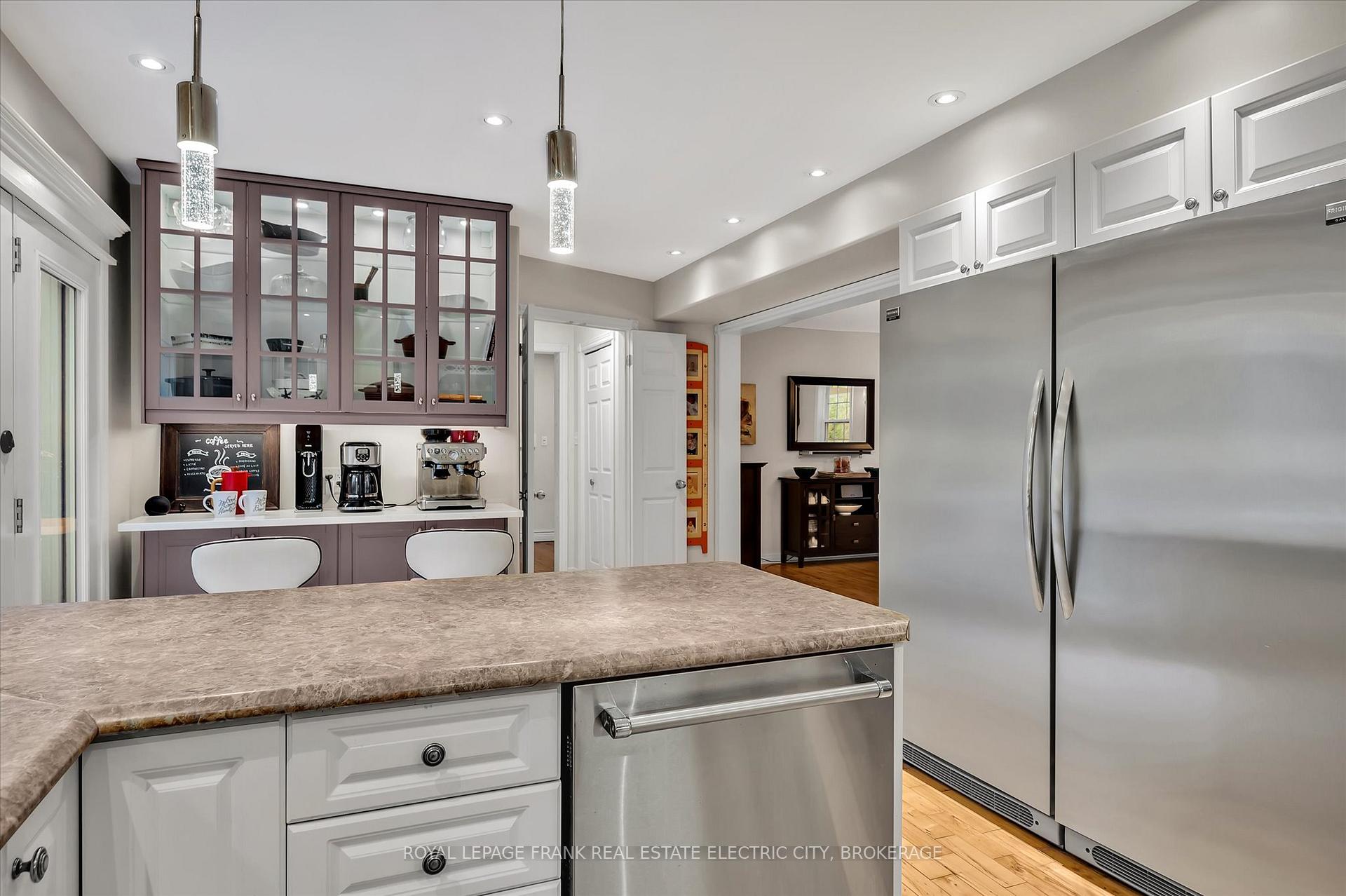 Photo 12 of 813 Centre Dummer Road, Douro-Dummer — HOMEH