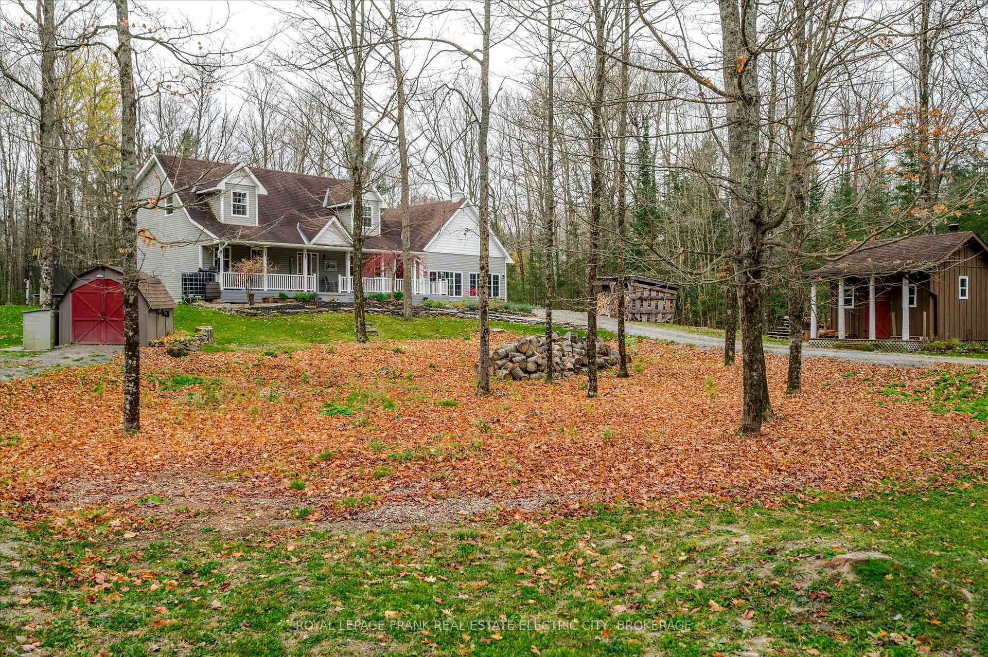 Photo 37 of 813 Centre Dummer Road, Douro-Dummer — HOMEH