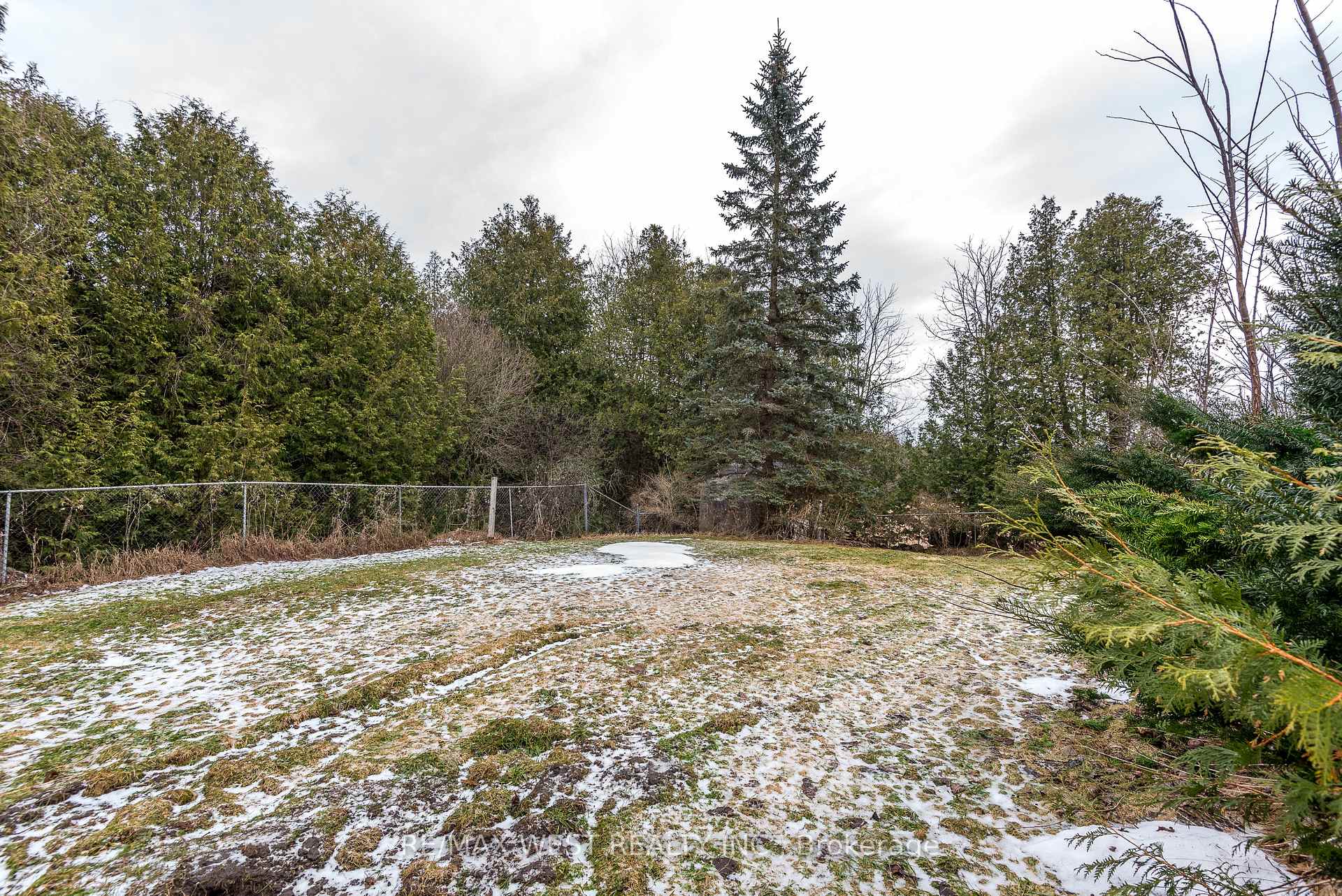 Photo 11 of 18525 Ridge Road, Brock, Rural Brock — HOMEH