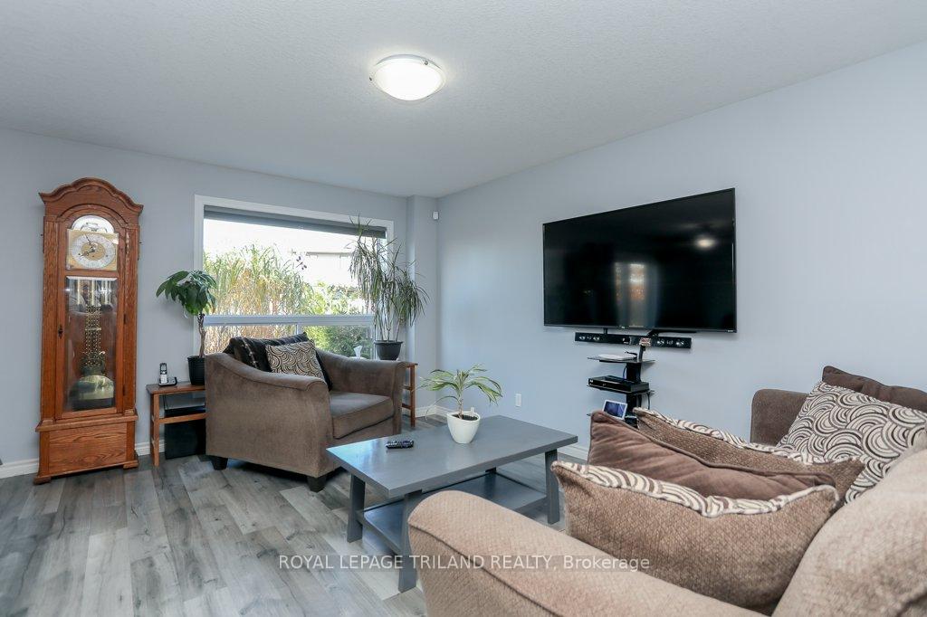 Photo 4 of 68 Peach Tree Boulevard, St. Thomas — HOMEH
