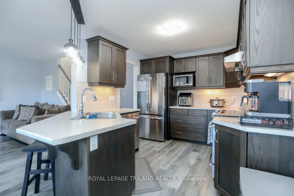 Photo 8 of 68 Peach Tree Boulevard, St. Thomas — HOMEH