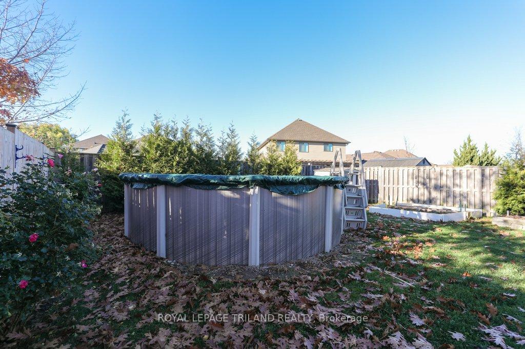 Photo 25 of 68 Peach Tree Boulevard, St. Thomas — HOMEH