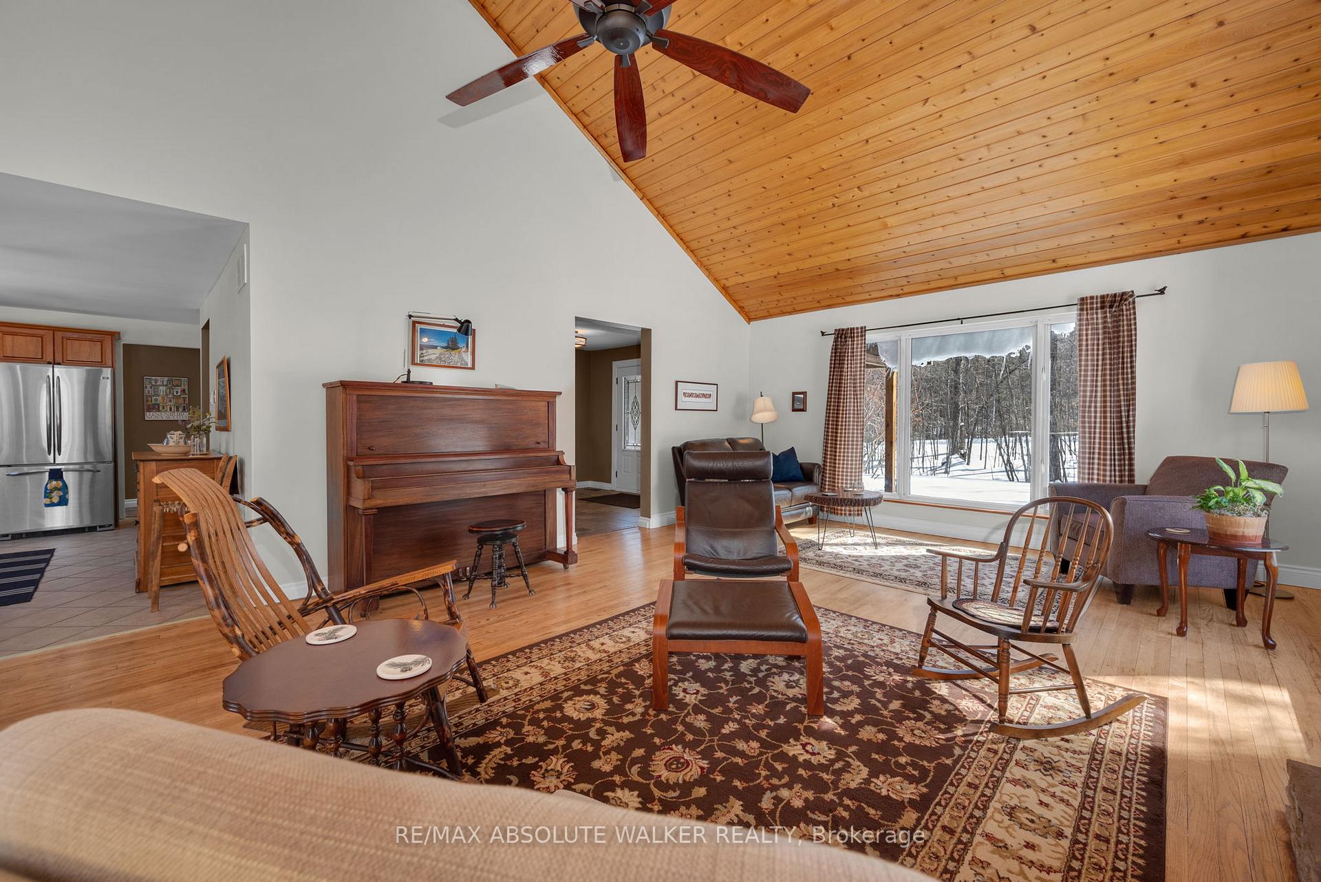 Photo 9 of 104 Hardwood Drive, Ottawa, Fitzroy Ward (South East) — HOMEH