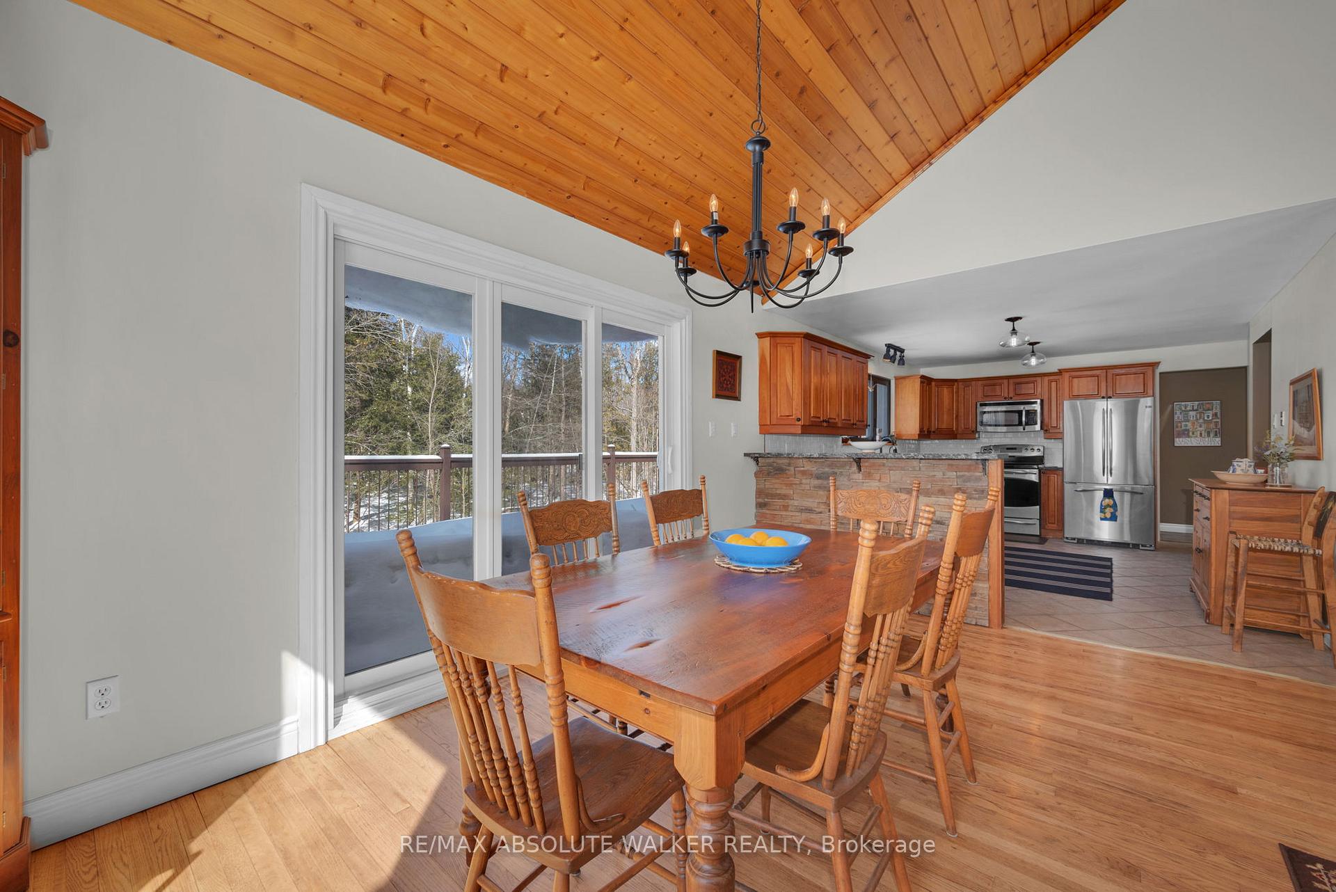 Photo 11 of 104 Hardwood Drive, Ottawa, Fitzroy Ward (South East) — HOMEH
