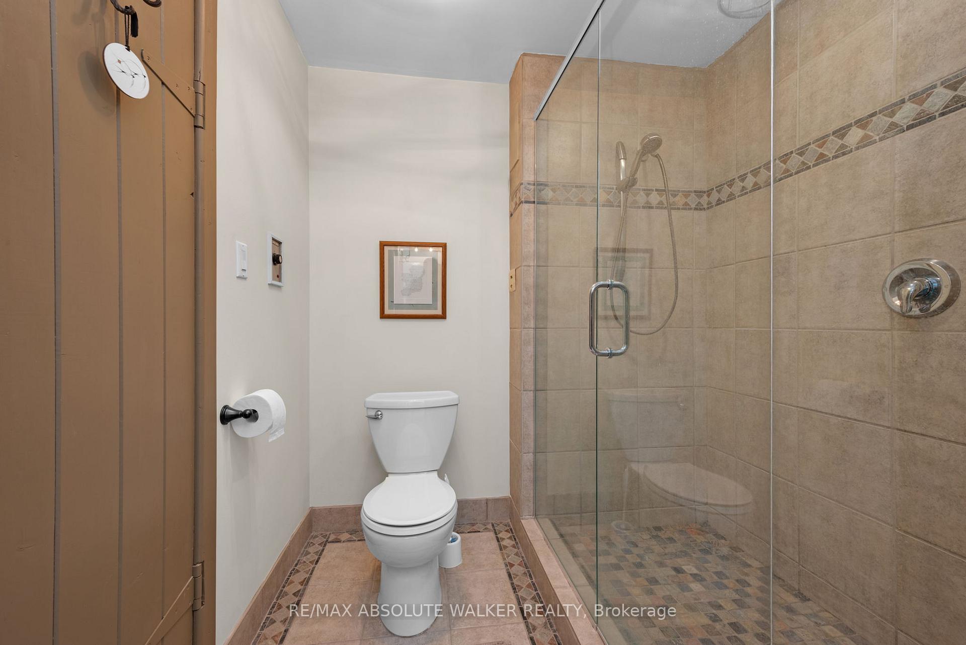 Photo 18 of 104 Hardwood Drive, Ottawa, Fitzroy Ward (South East) — HOMEH